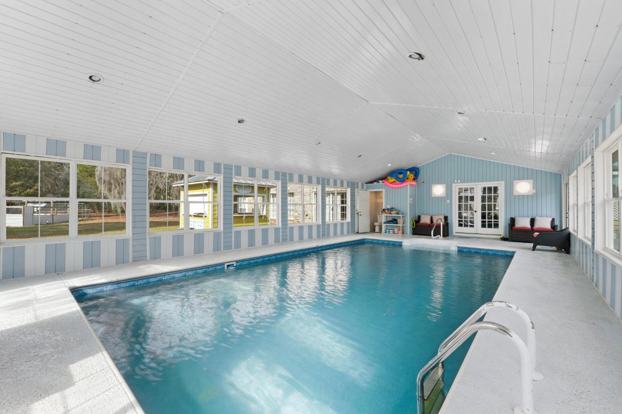 Relaxing Retreat Pool, Spa, Art Studio, Breakfast *