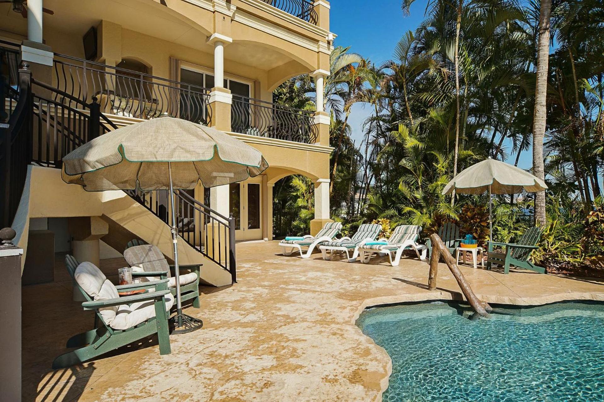 Luxury Riverfront 3-story With Bar, Gym, And Heated Pool - The Winslet Estate Villa Cape Coral