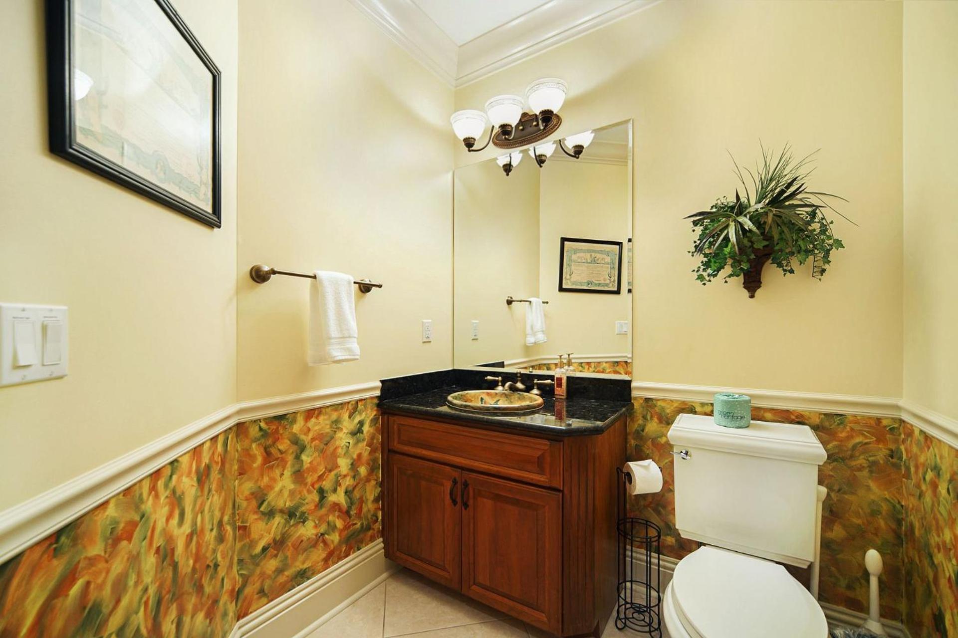 Villa Luxury Riverfront 3-story With Bar, Gym, And Heated Pool - The Winslet Estate Cape Coral