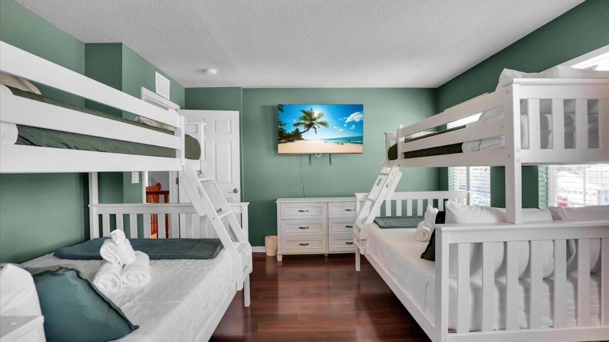 Modern - 3k Sqft - 5br & 11 Beds - Brand New Hot Tub - 6 Miles To Ami Beaches *