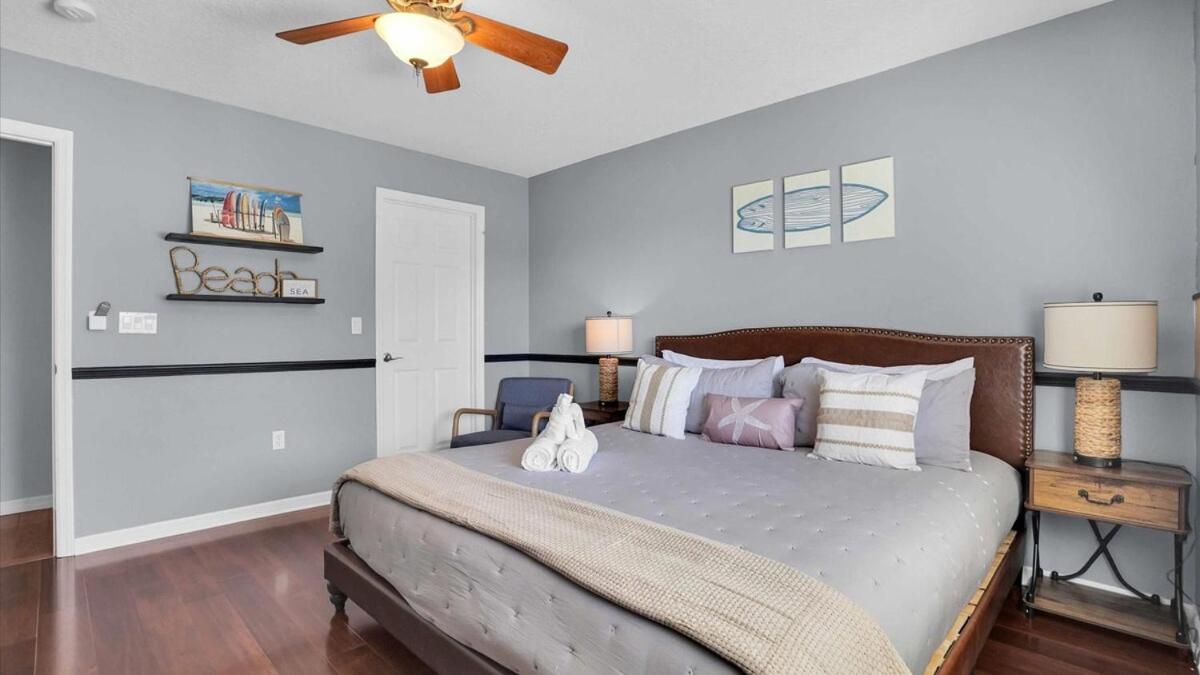 Modern - 3k Sqft - 5br & 11 Beds - Brand New Hot Tub - 6 Miles To Ami Beaches Holiday home *