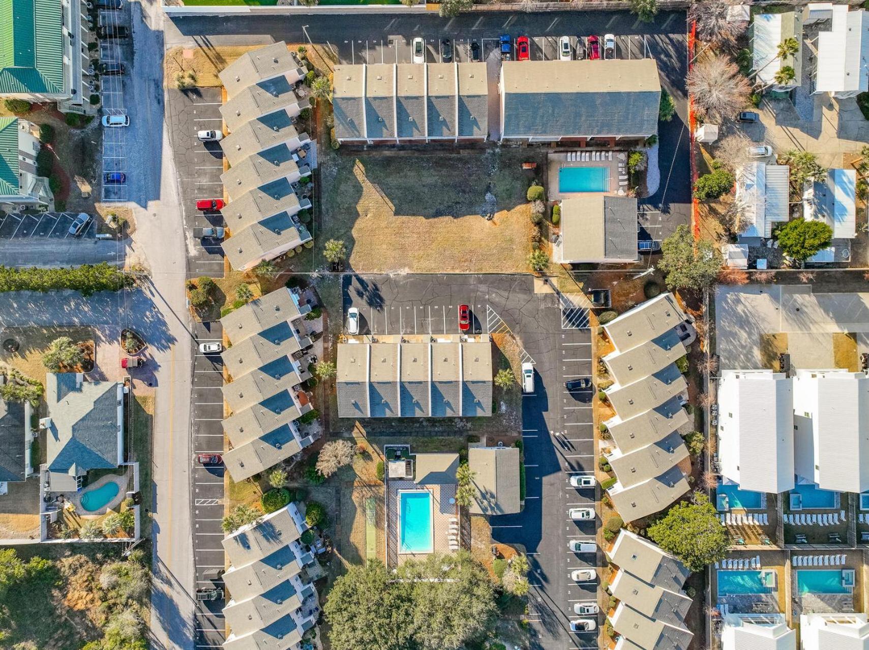Woodland Shores 42 Near Sleeps 7 * Destin