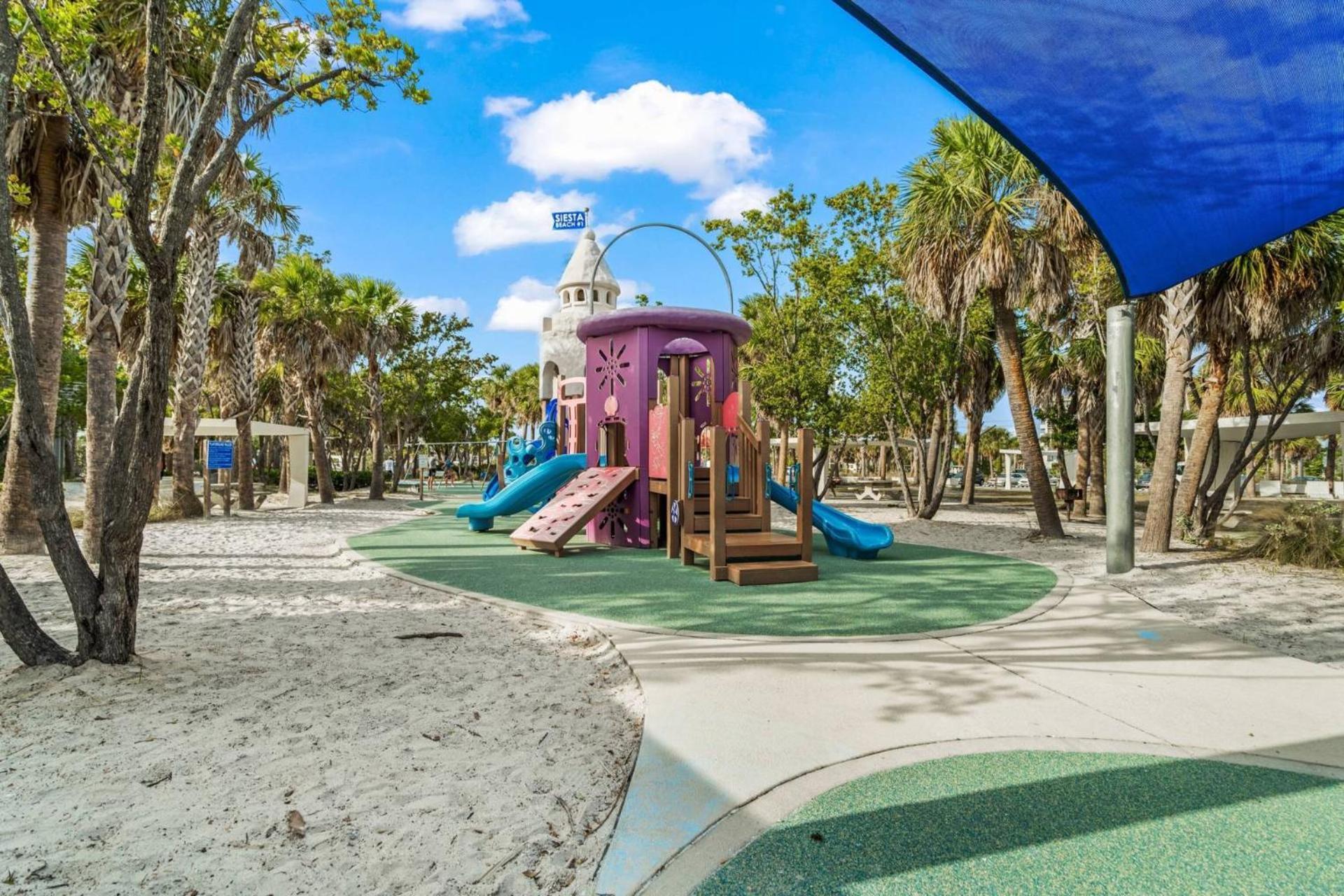 Holiday home Club At Siesta Key Poolside D *