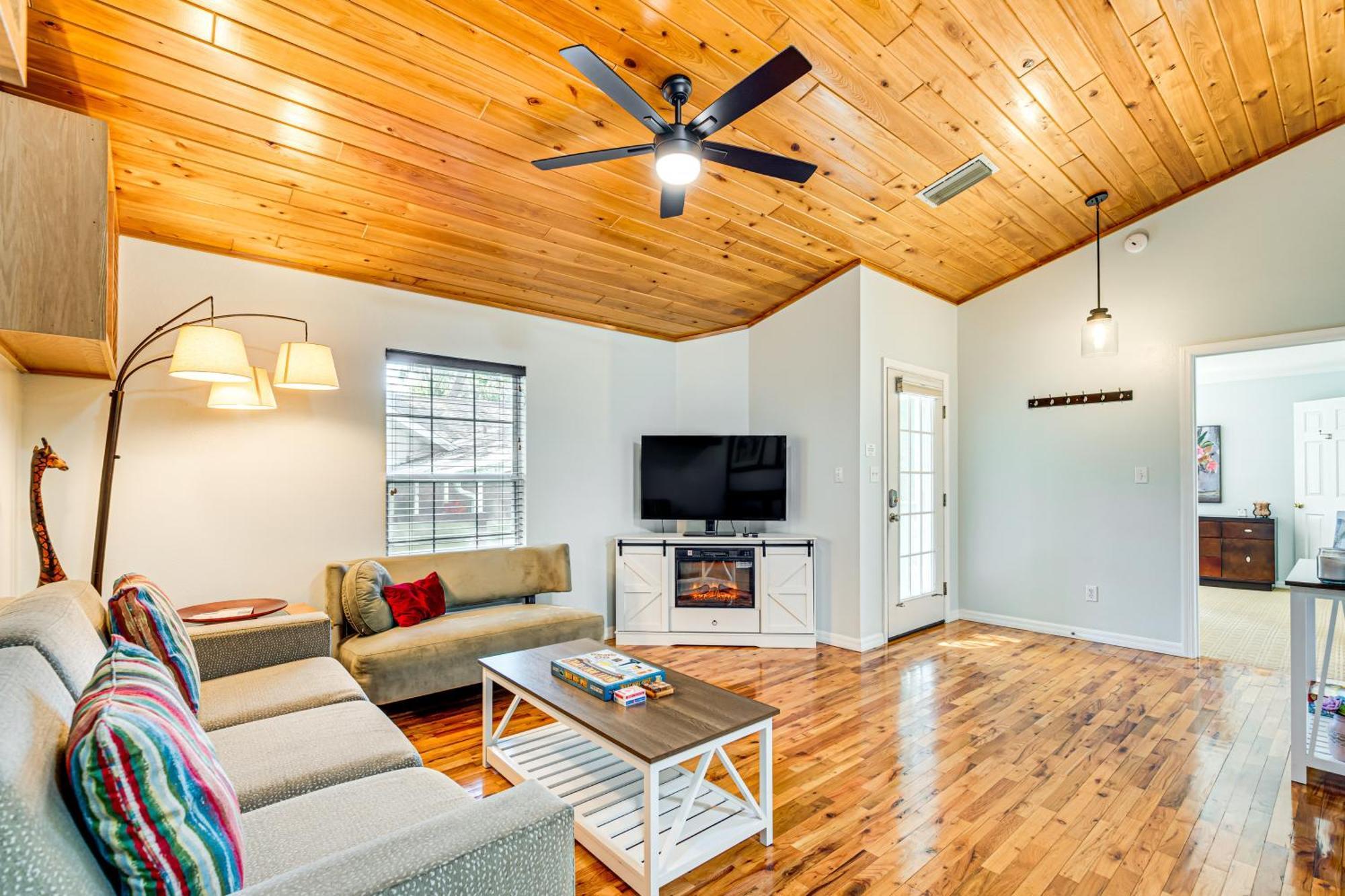 Holiday home Townhome In Historical District! *