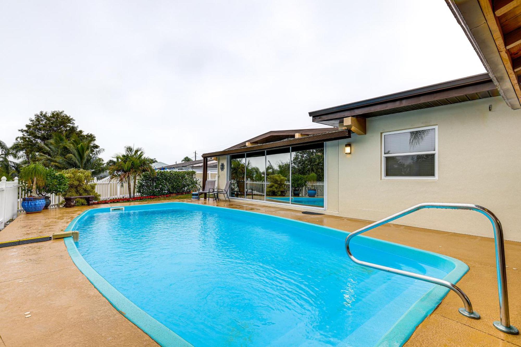 Riverfront House In Port St Lucie With Pool And Dock! *