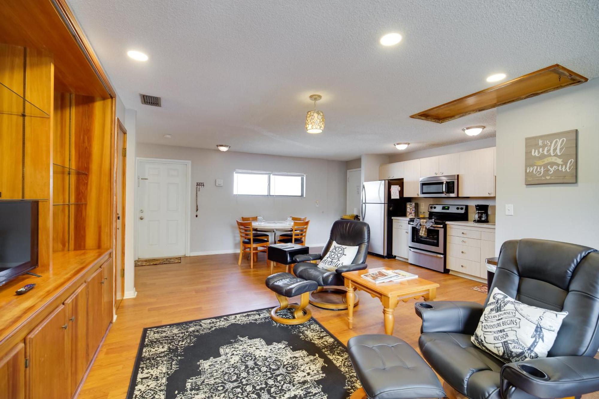 Holiday home Beachfront With Yard - Pets Welcome Indialantic