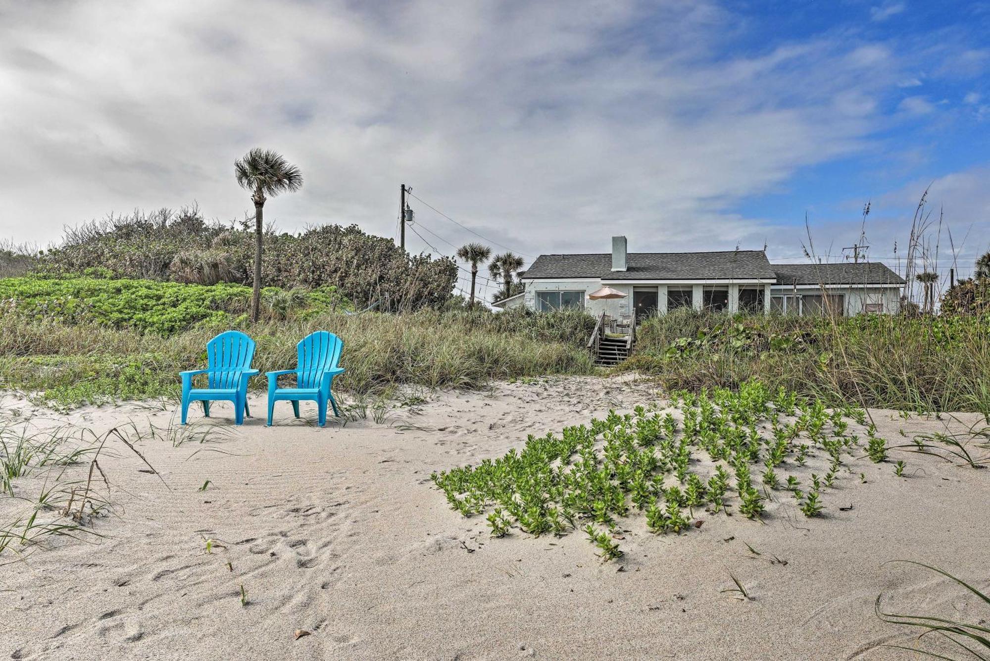 Holiday home Beachfront With Yard - Pets Welcome Indialantic