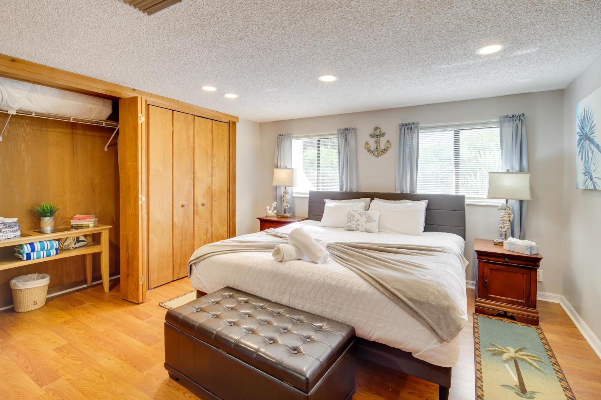 Beachfront With Yard - Pets Welcome Holiday home Indialantic