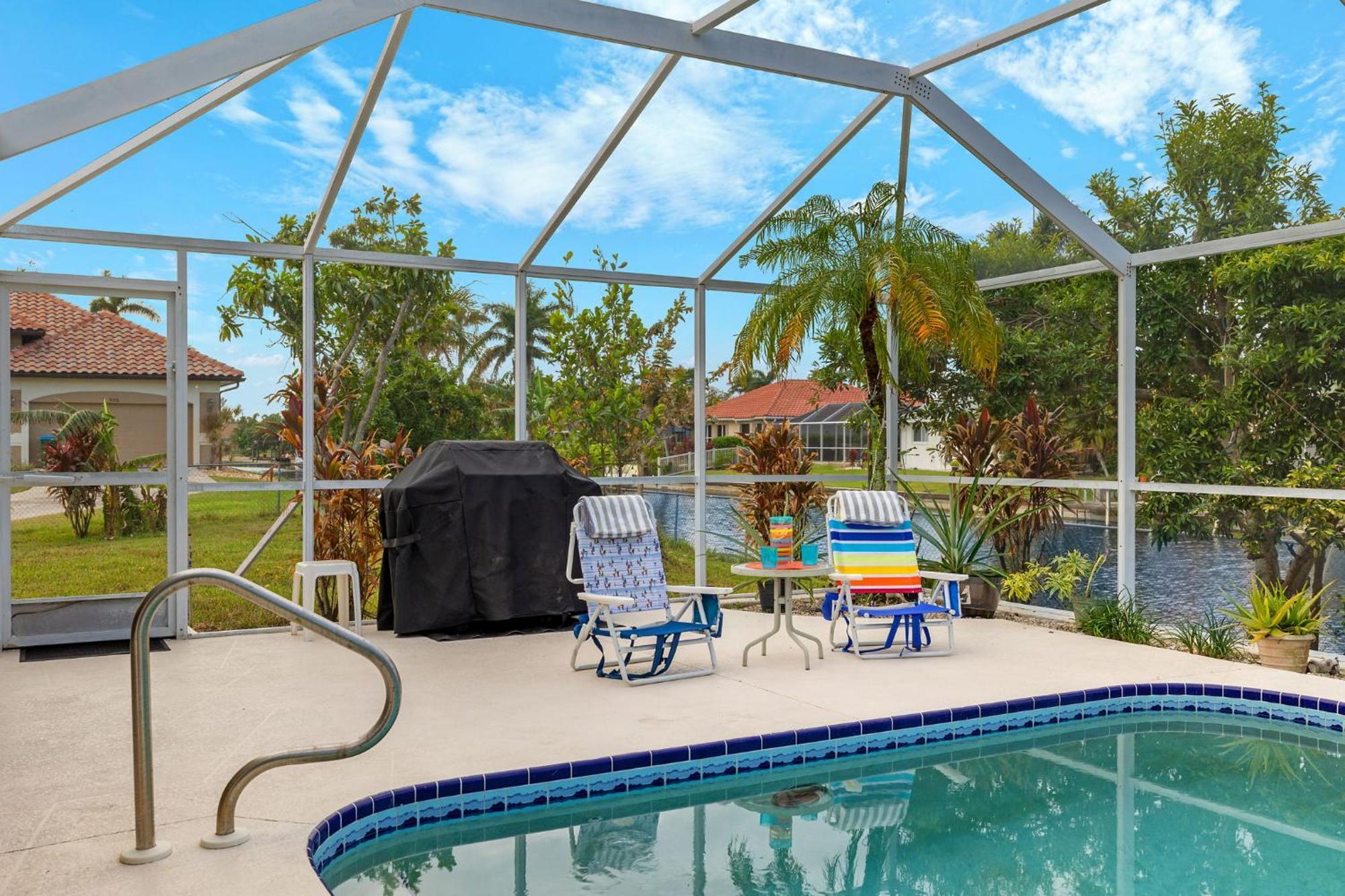 Villa New Listing! Electric-heated Pool On Canal - Dolly
