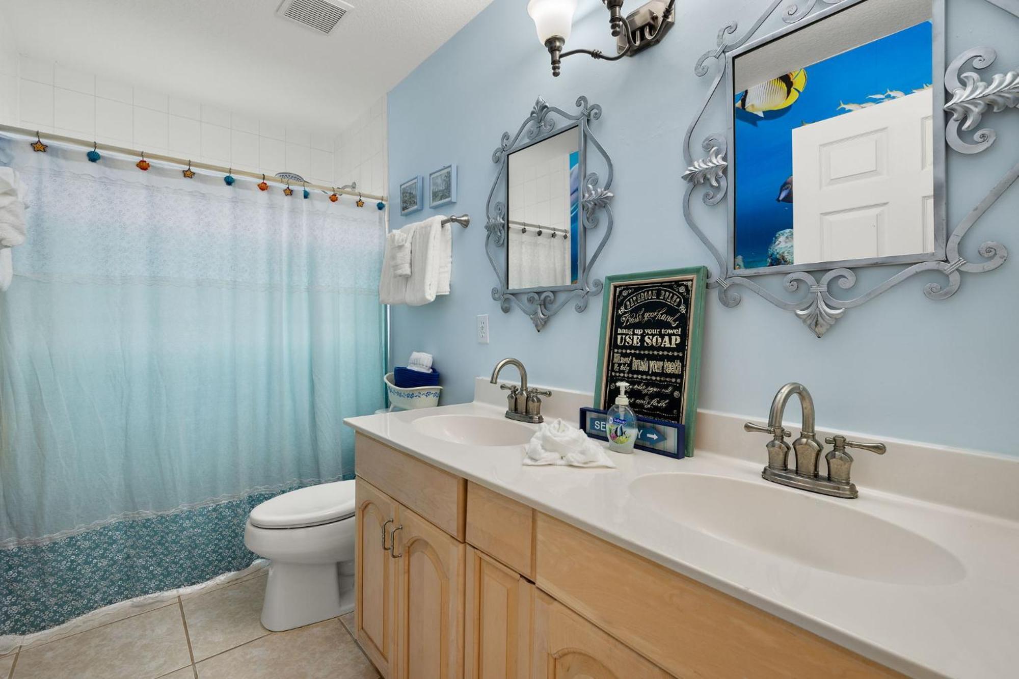 New Listing! Electric-heated Pool On Canal - Dolly Villa