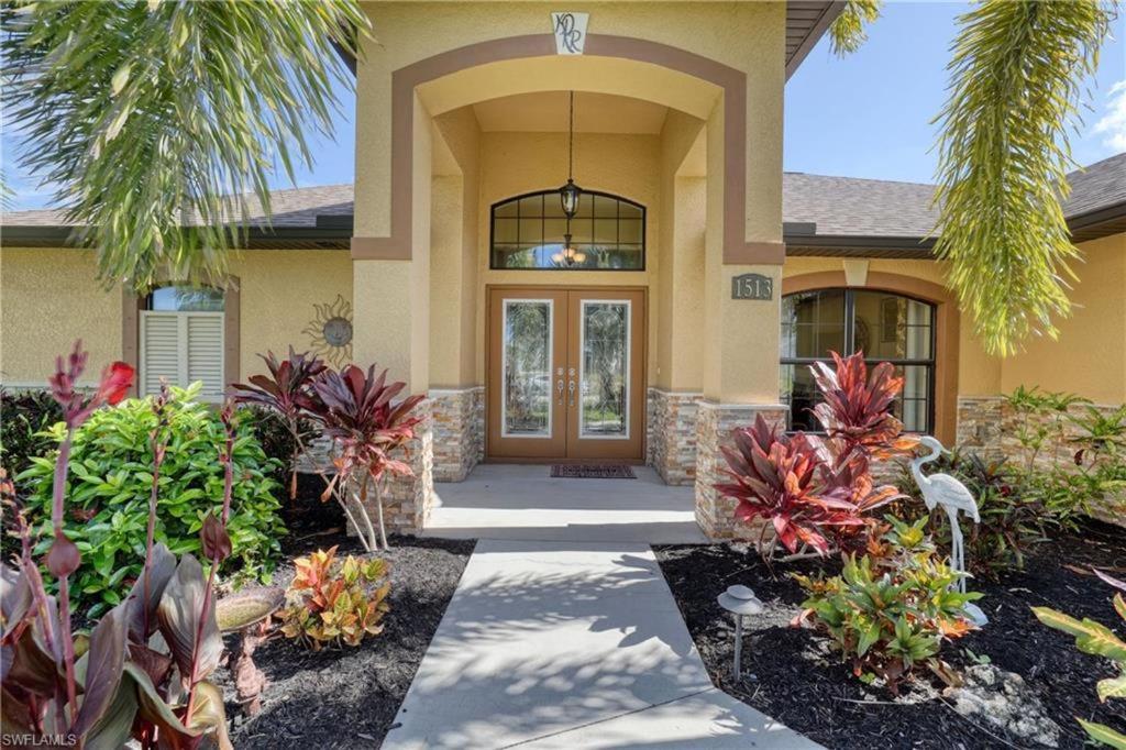 Private Oasis! Electric-heated Pool - Perfect For Families! - Barbossa Cape Coral