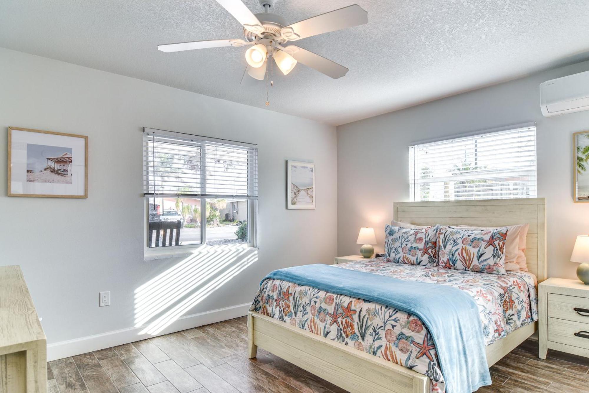 Canal-front With Private Pool And Dock! Holiday home Clearwater Beach