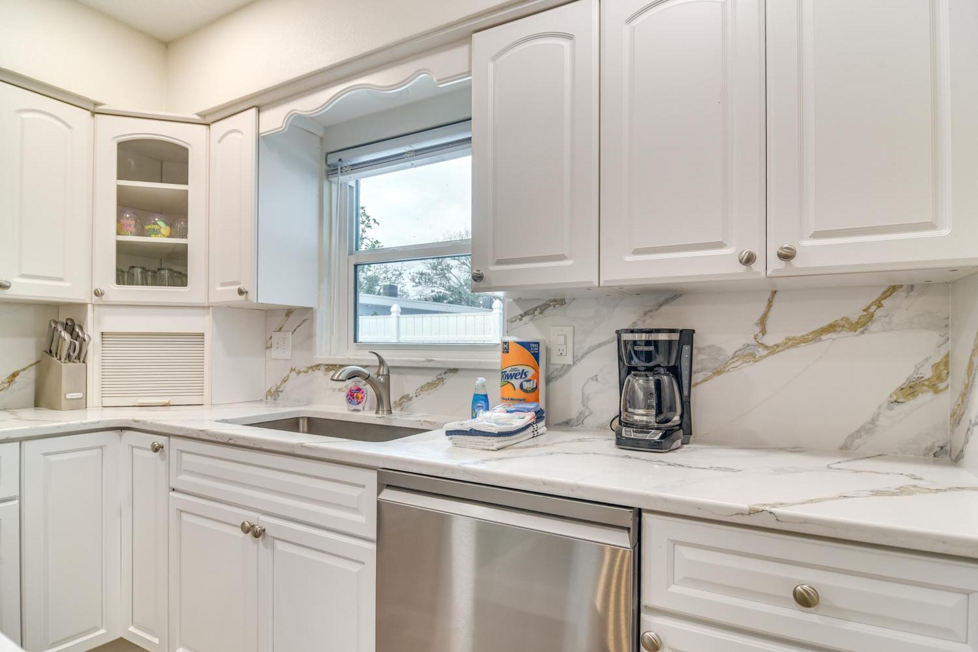 Canal-front With Private Pool And Dock! Clearwater Beach