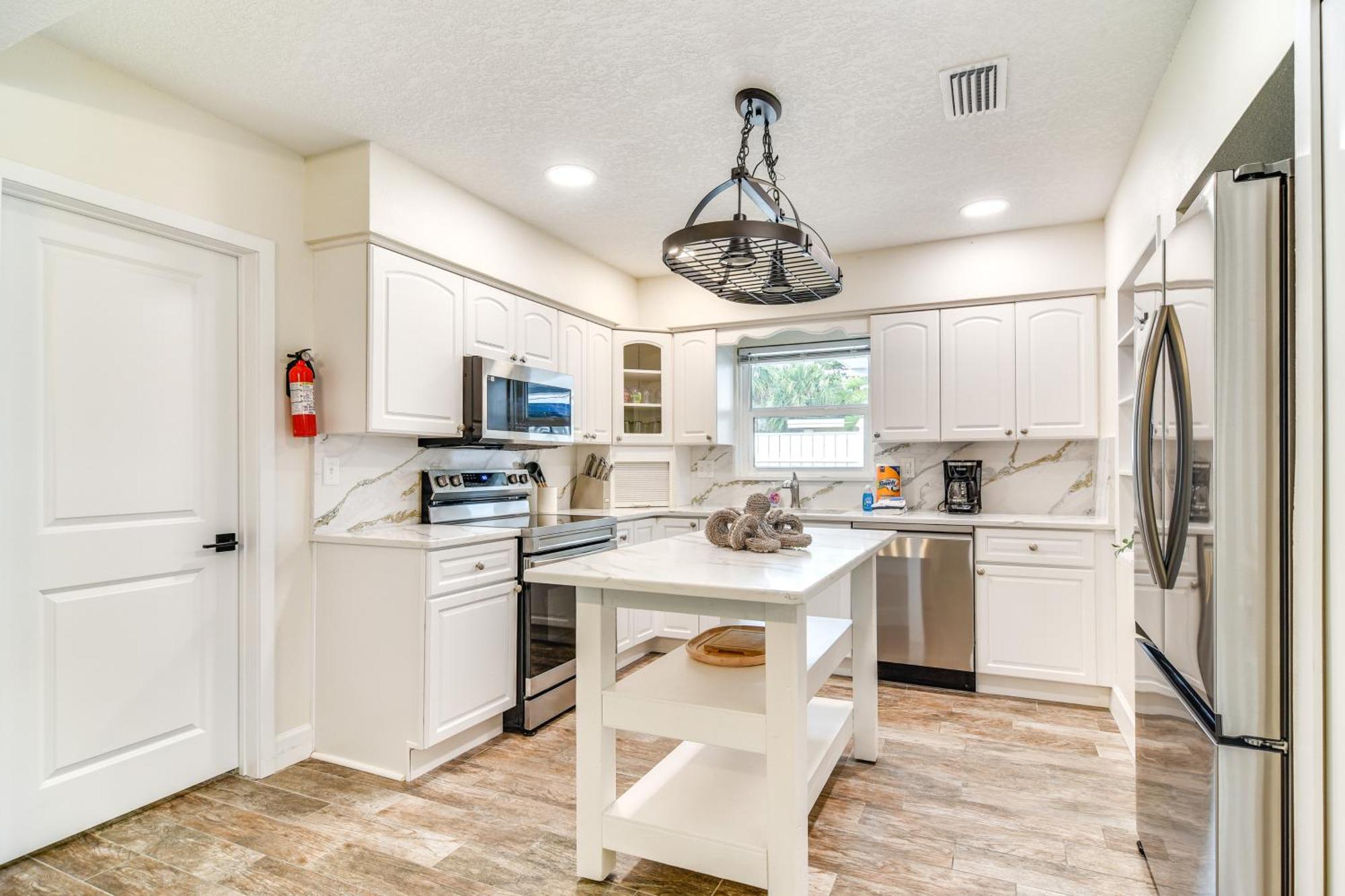 Canal-front With Private Pool And Dock! * Clearwater Beach