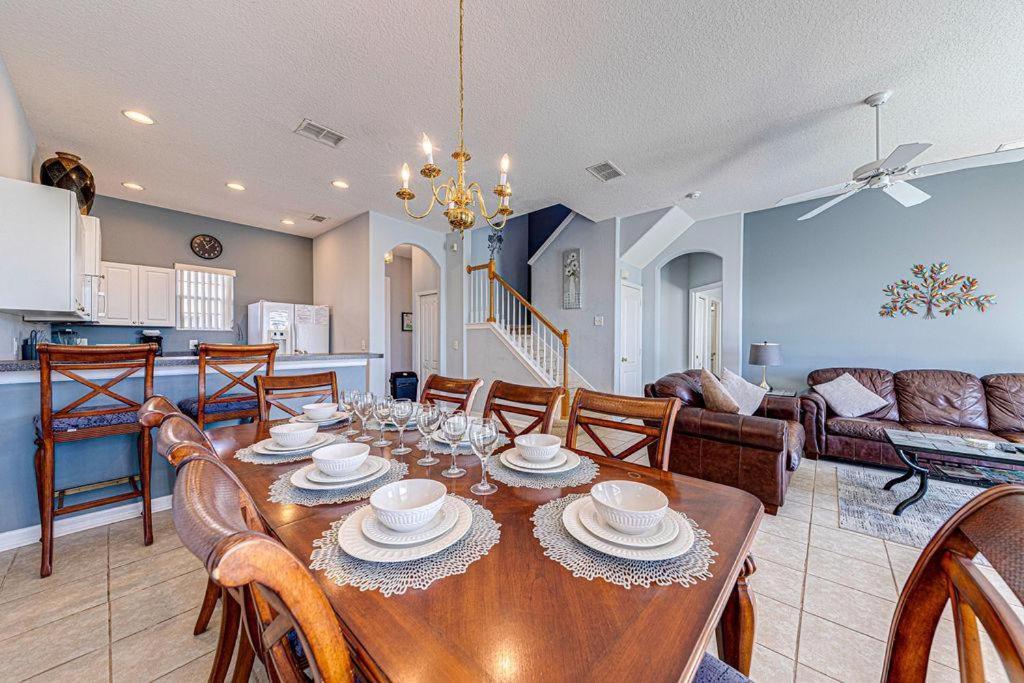 Newly Renovated Courtyard Villa *