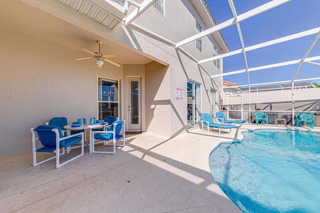 Newly Renovated Courtyard Villa *