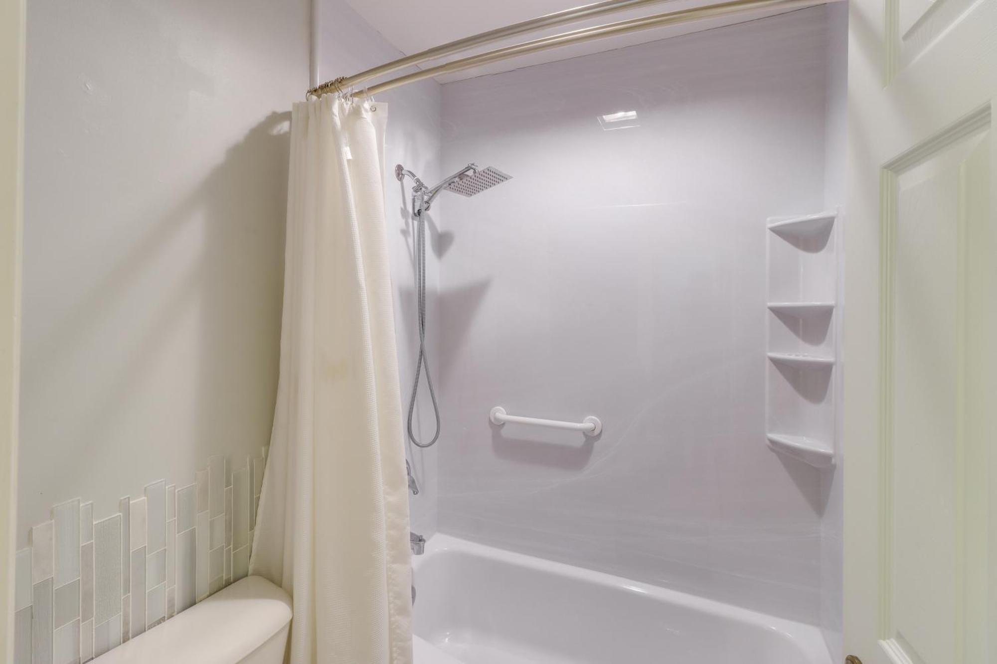 Cozy Townhome - 2 Mi To Rainbow Springs! *