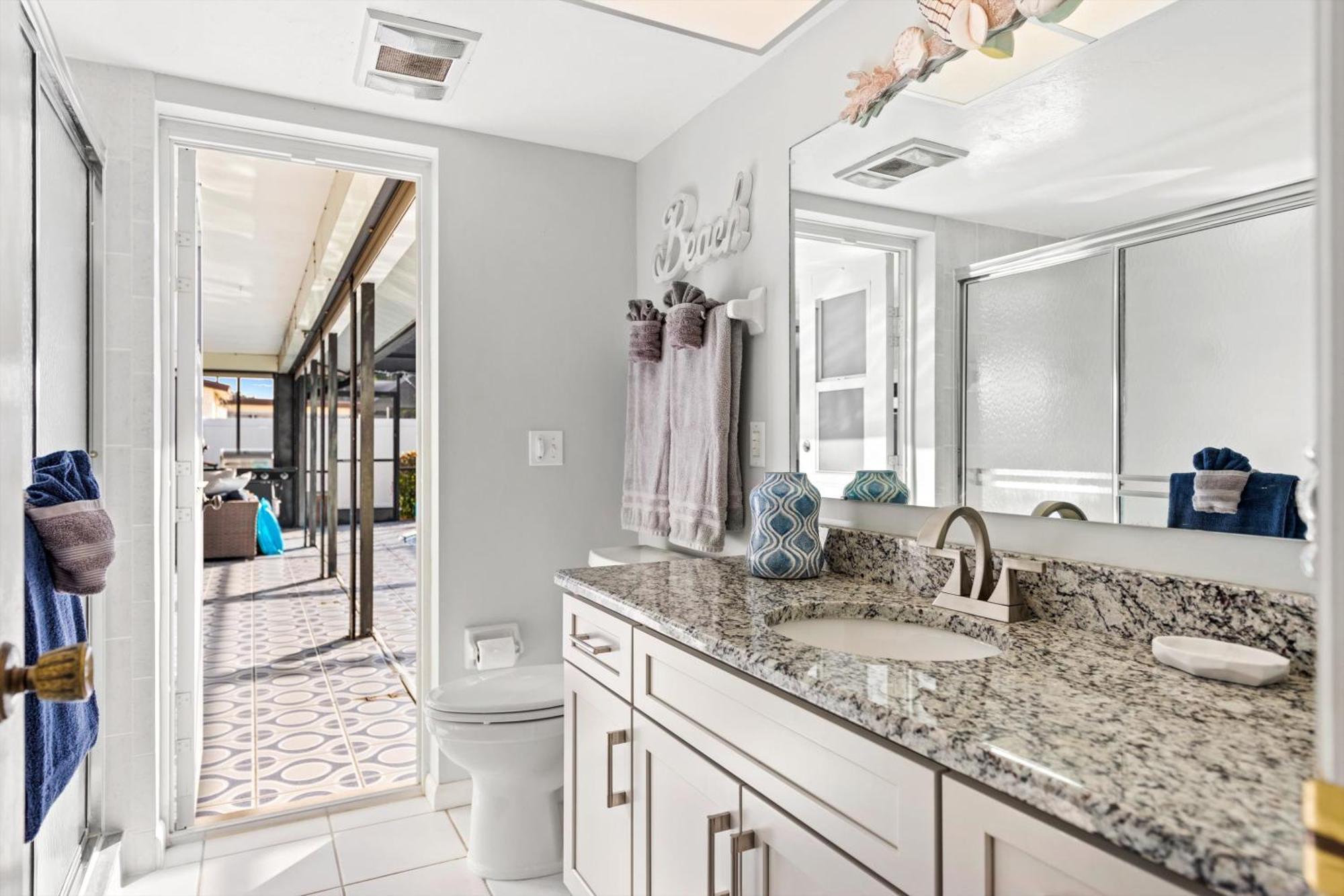 Beautifully Remodeled Electric-heated Pool With Bikes - Perfect For Families! - Skyy *