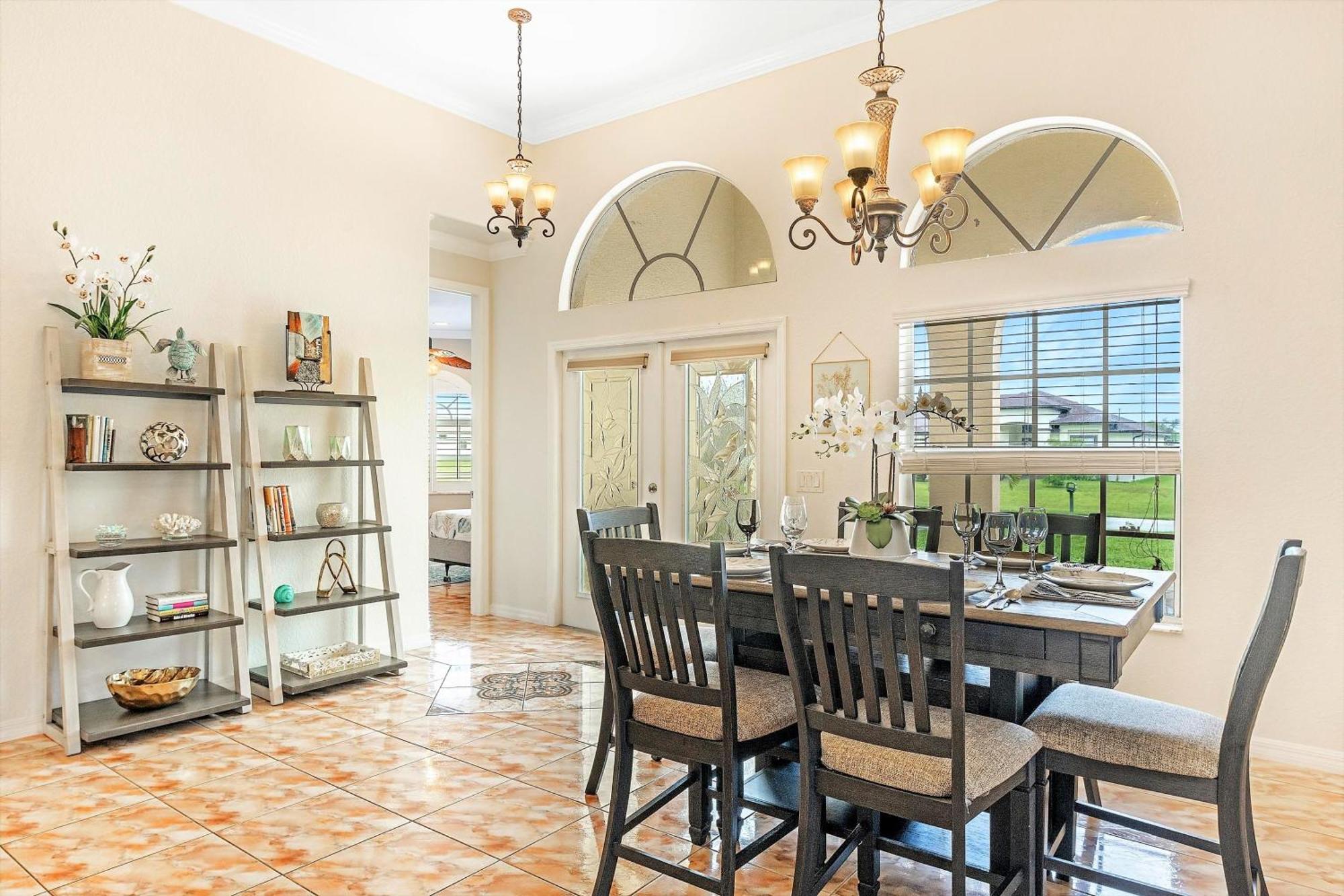 Private Electric-heated Pool - Great For Families With Pets! - Nina *