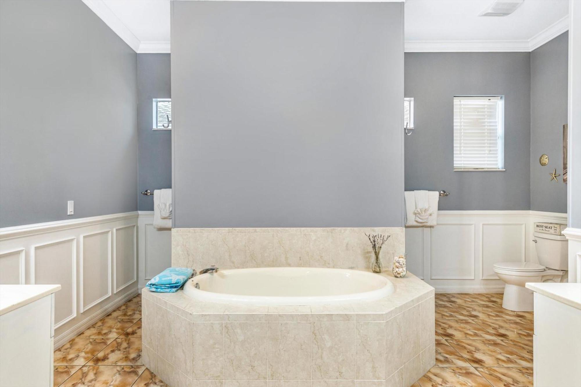 Villa Private Electric-heated Pool - Great For Families With Pets! - Nina