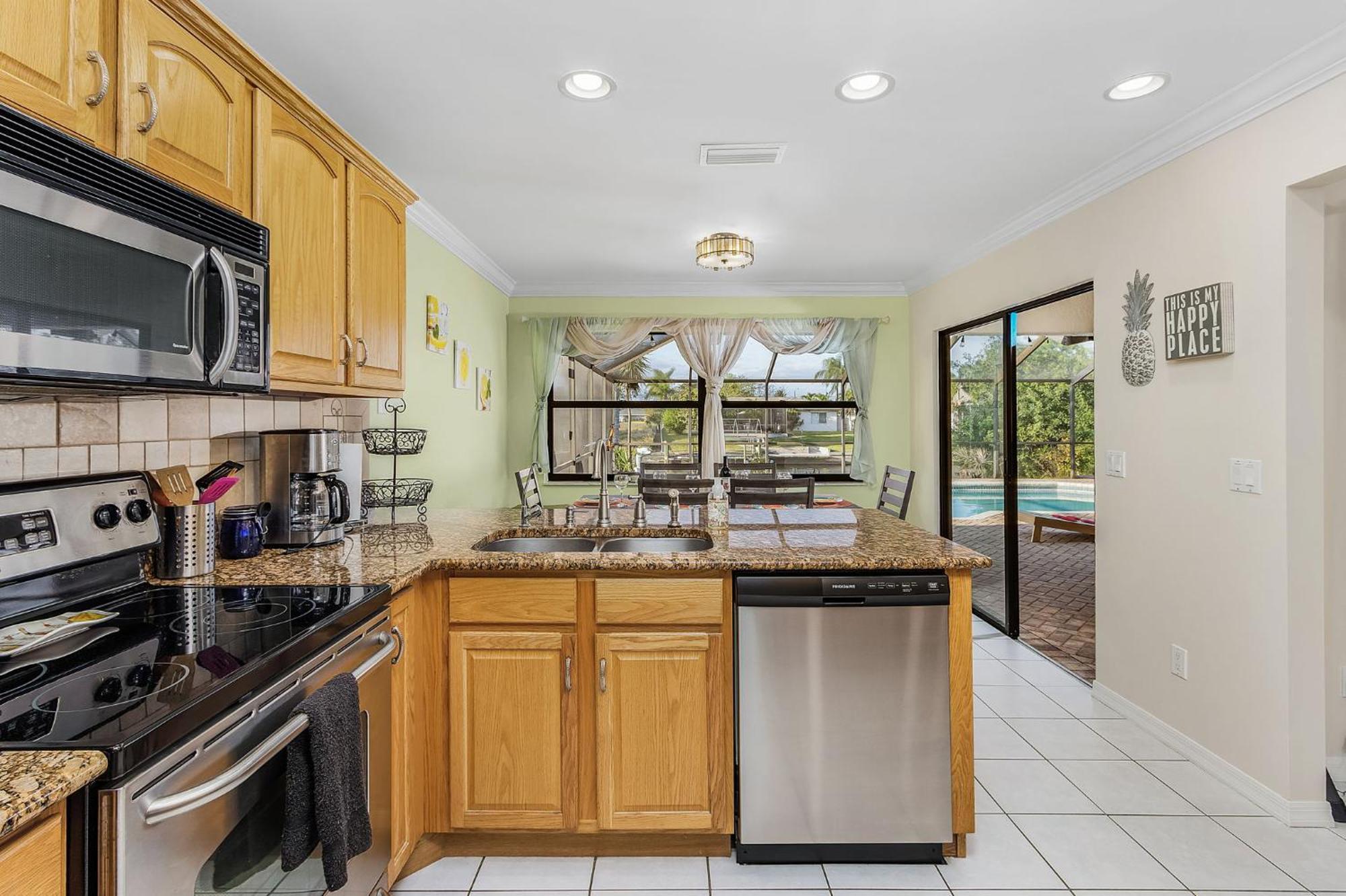 Family-friendly Salt Water Electric-heated Pool With Gulf Access - Mahana * Cape Coral