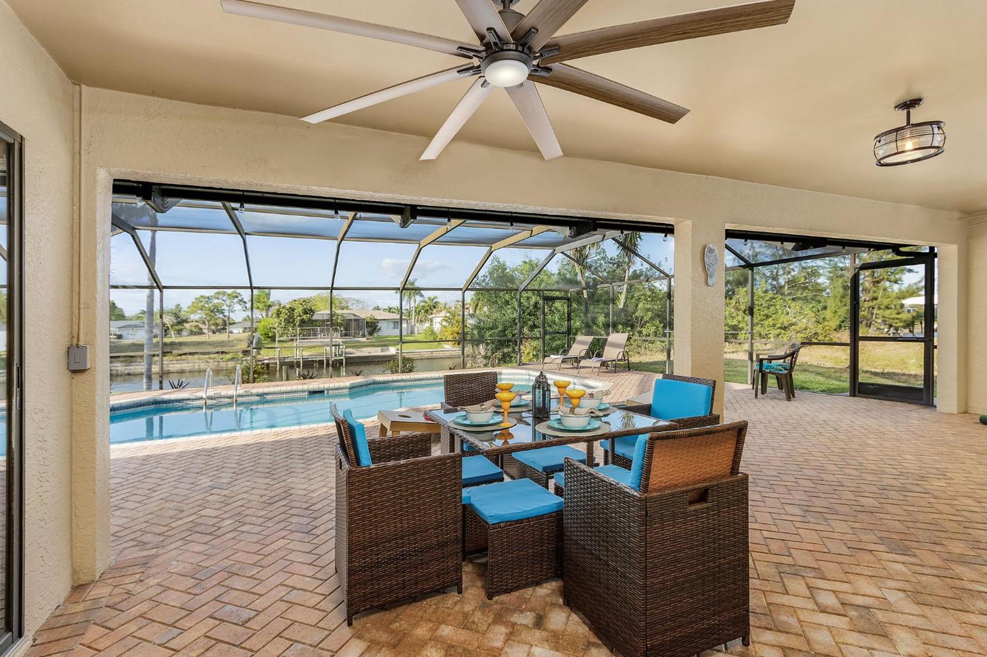 Family-friendly Salt Water Electric-heated Pool With Gulf Access - Mahana Villa *