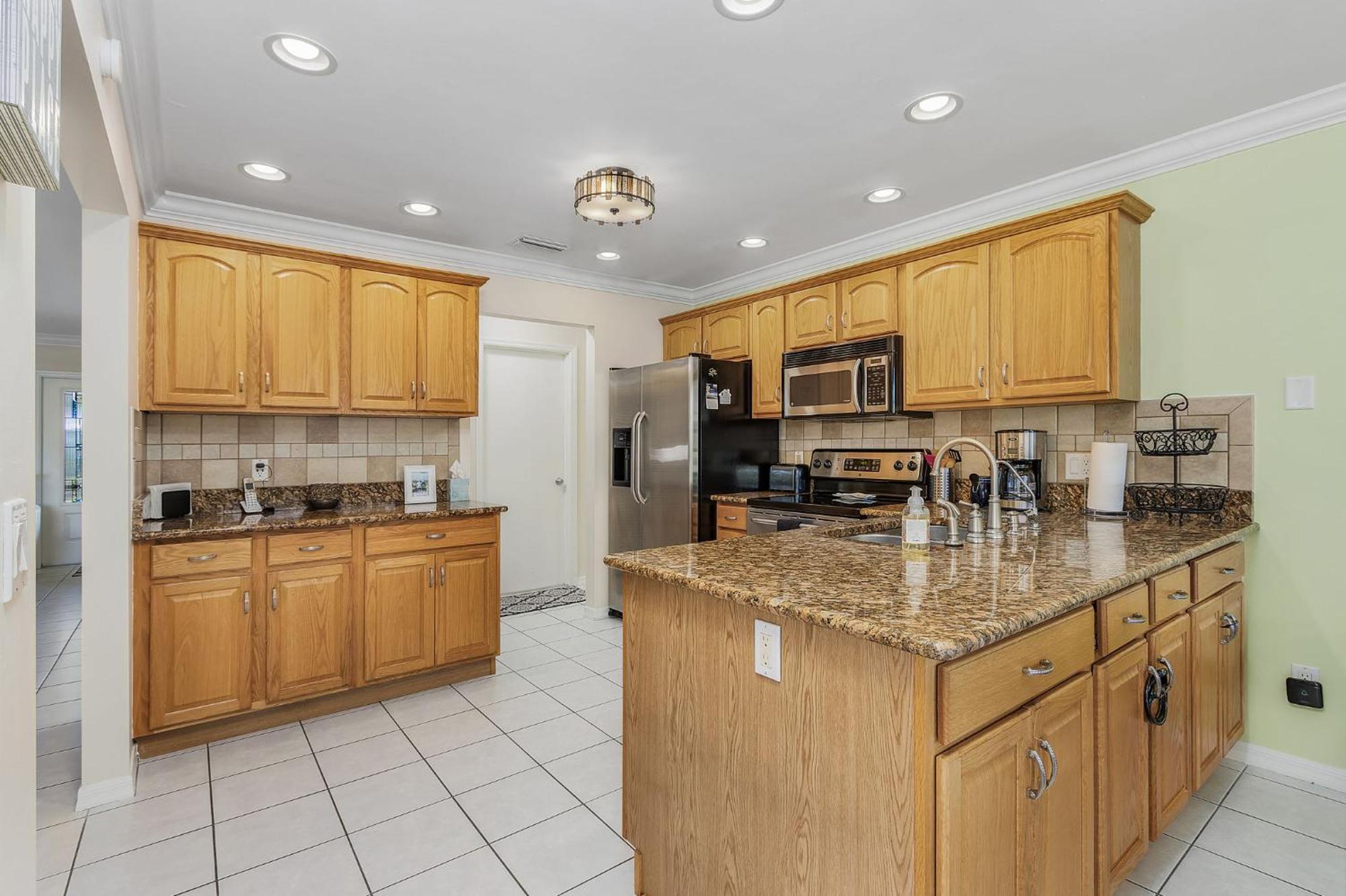 Family-friendly Salt Water Electric-heated Pool With Gulf Access - Mahana *