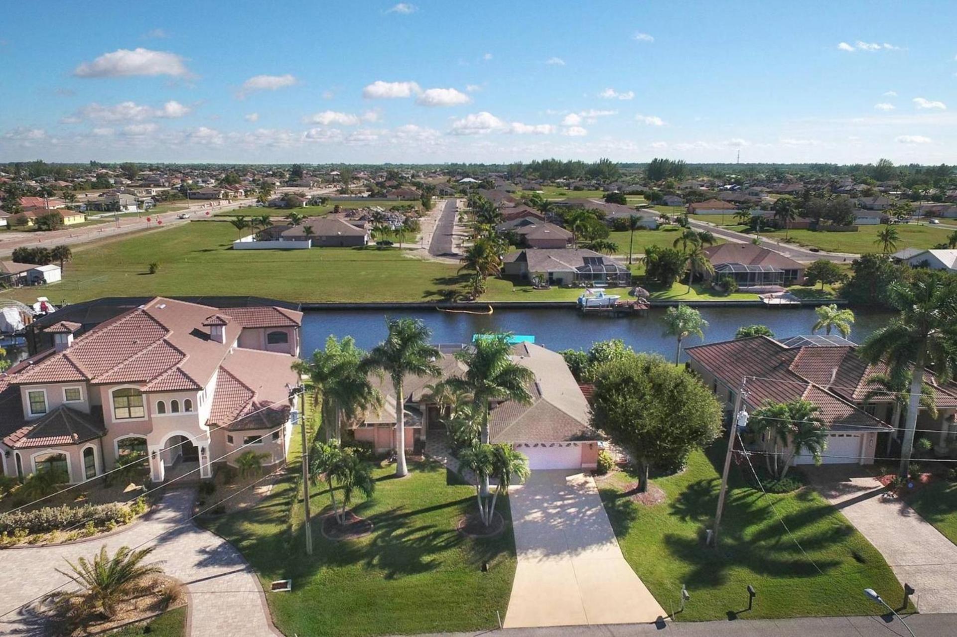 Spacious Electric-heated Pool On Gulf-access Canal With Bikes - Joan Matlacha