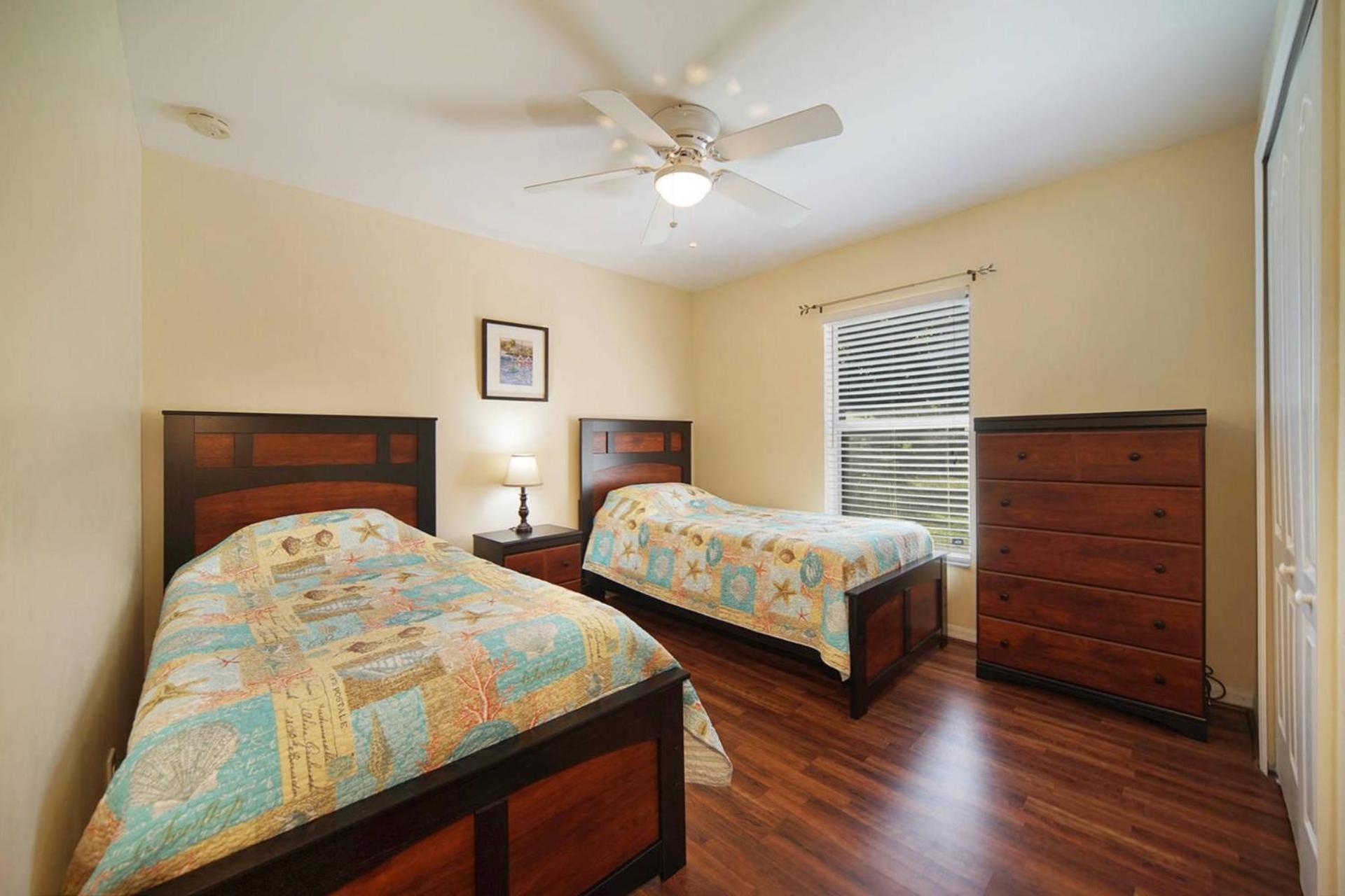 Private Electric-heated Pool With Western Exposure In Quiet Area - Luisa Villa