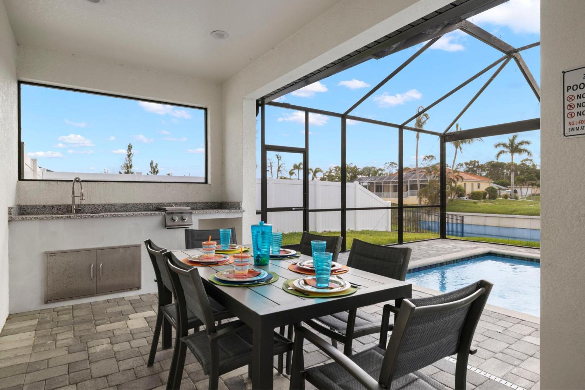 New Construction Modern 4-bedroom With Saltwater Heated Pool - Lola Villa *