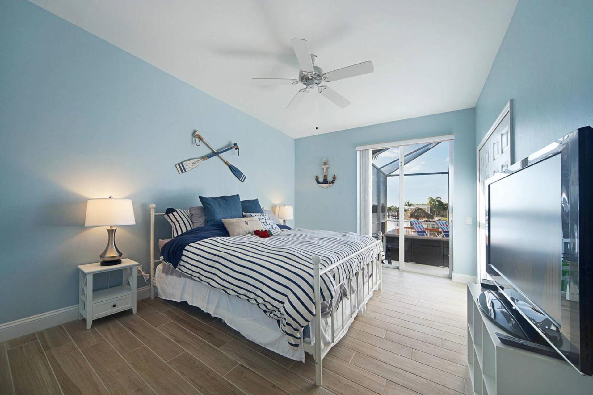 Remodeled Electric-heated Pool On Gulf-access Canal With Bikes - Liza Villa *