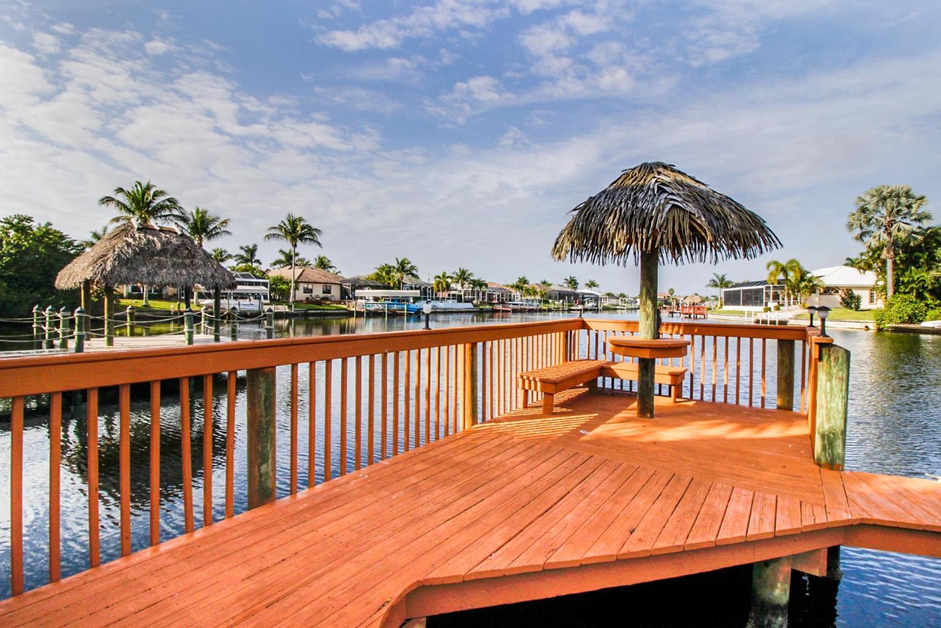 Remodeled Electric-heated Pool On Gulf-access Canal With Bikes - Liza