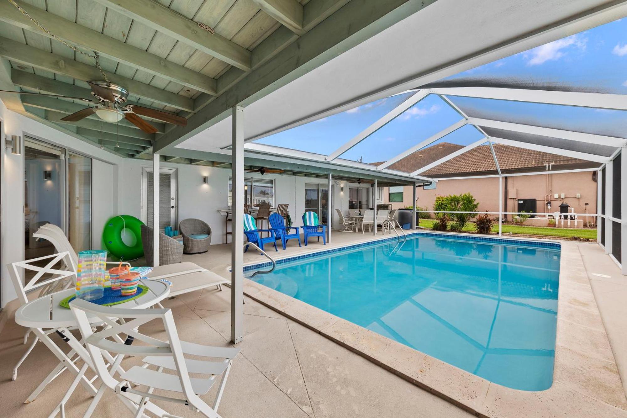 Electric-heated Pool With 2 Living Areas, Bikes! - Florence * Cape Coral