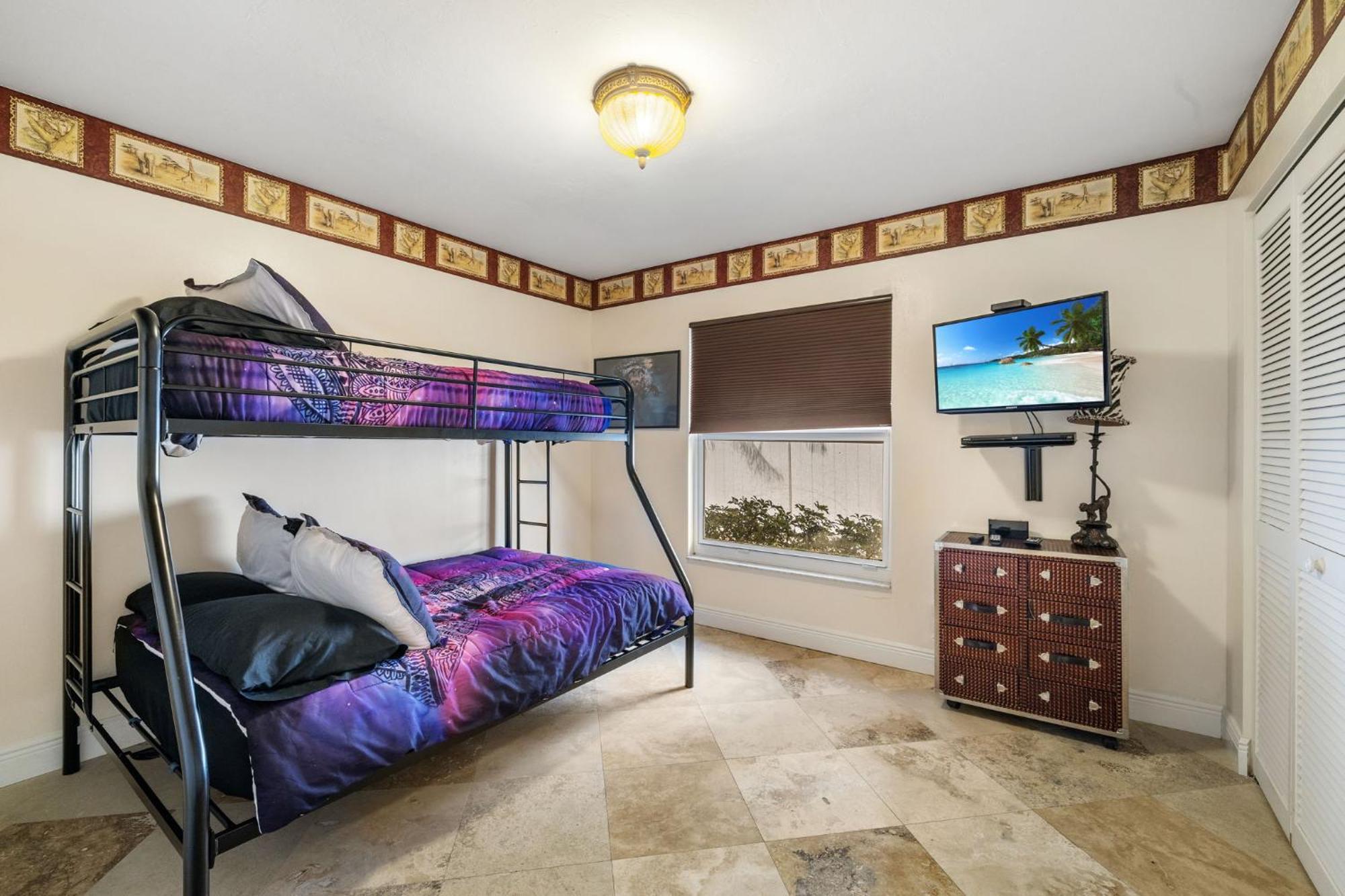 Gulf Access Heated Pool With Pool Table - De Nona Villa *