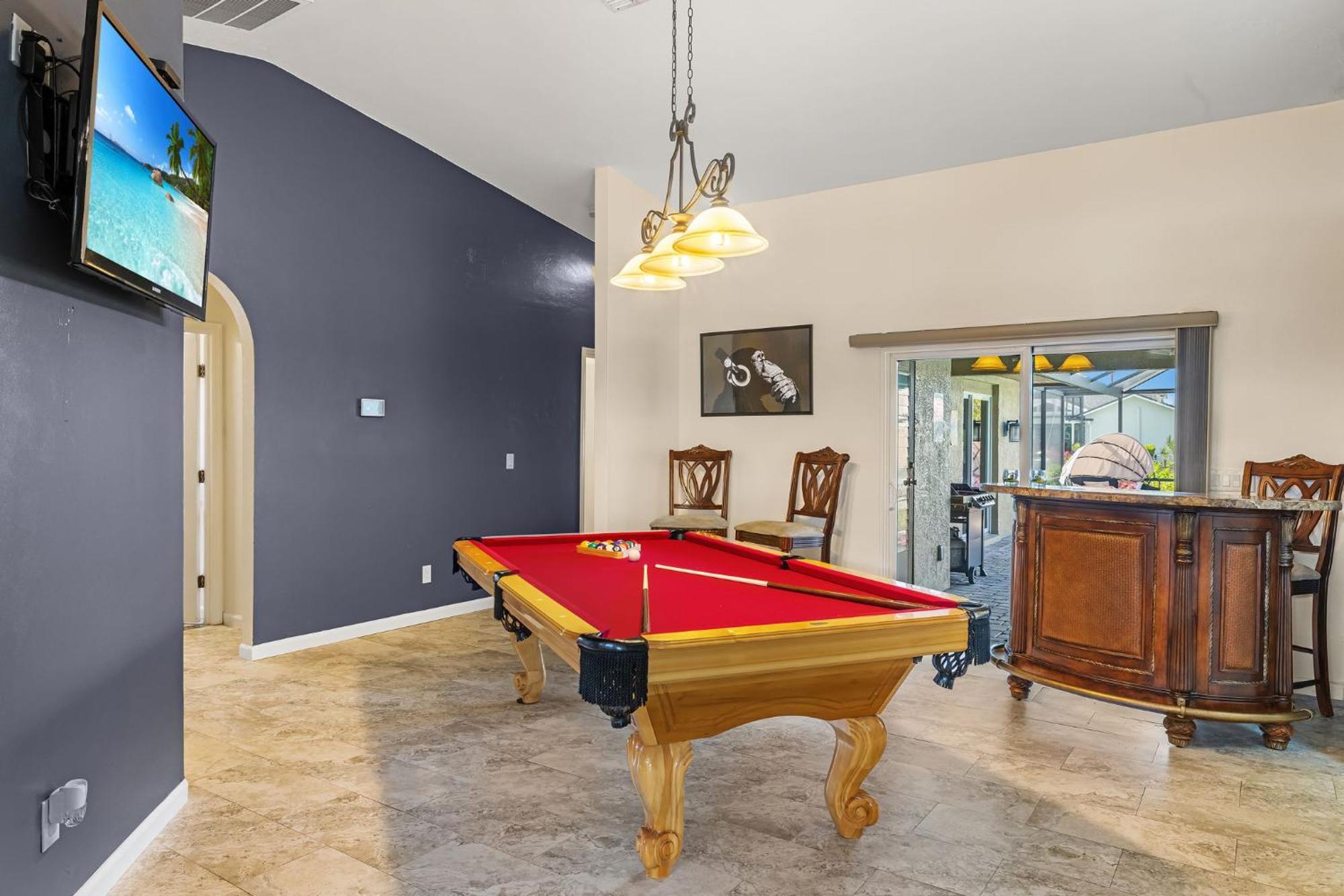 Gulf Access Heated Pool With Pool Table - De Nona