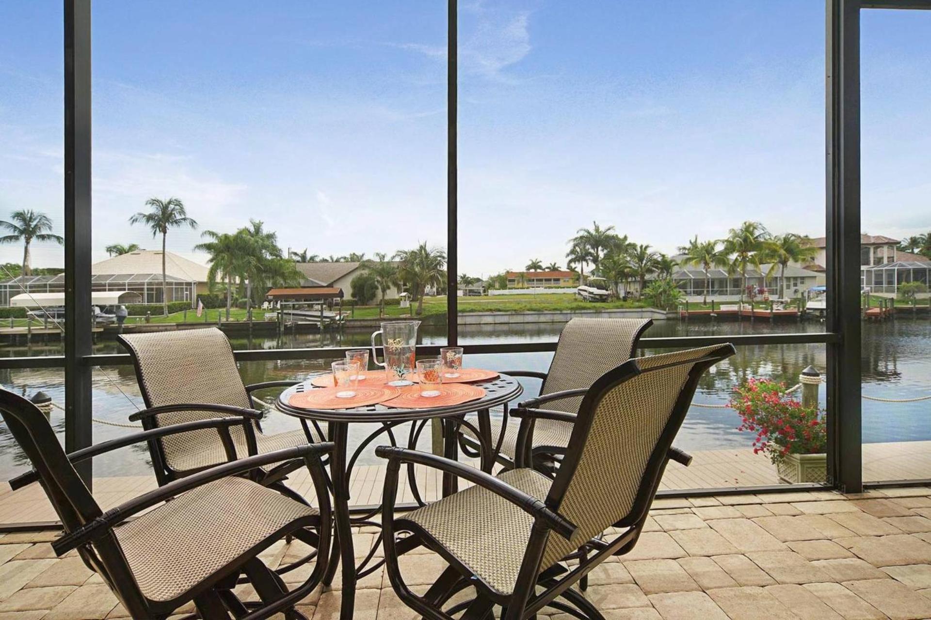 Stunning Gulf-access With Saltwater Heated Pool & - Francesca Villa *