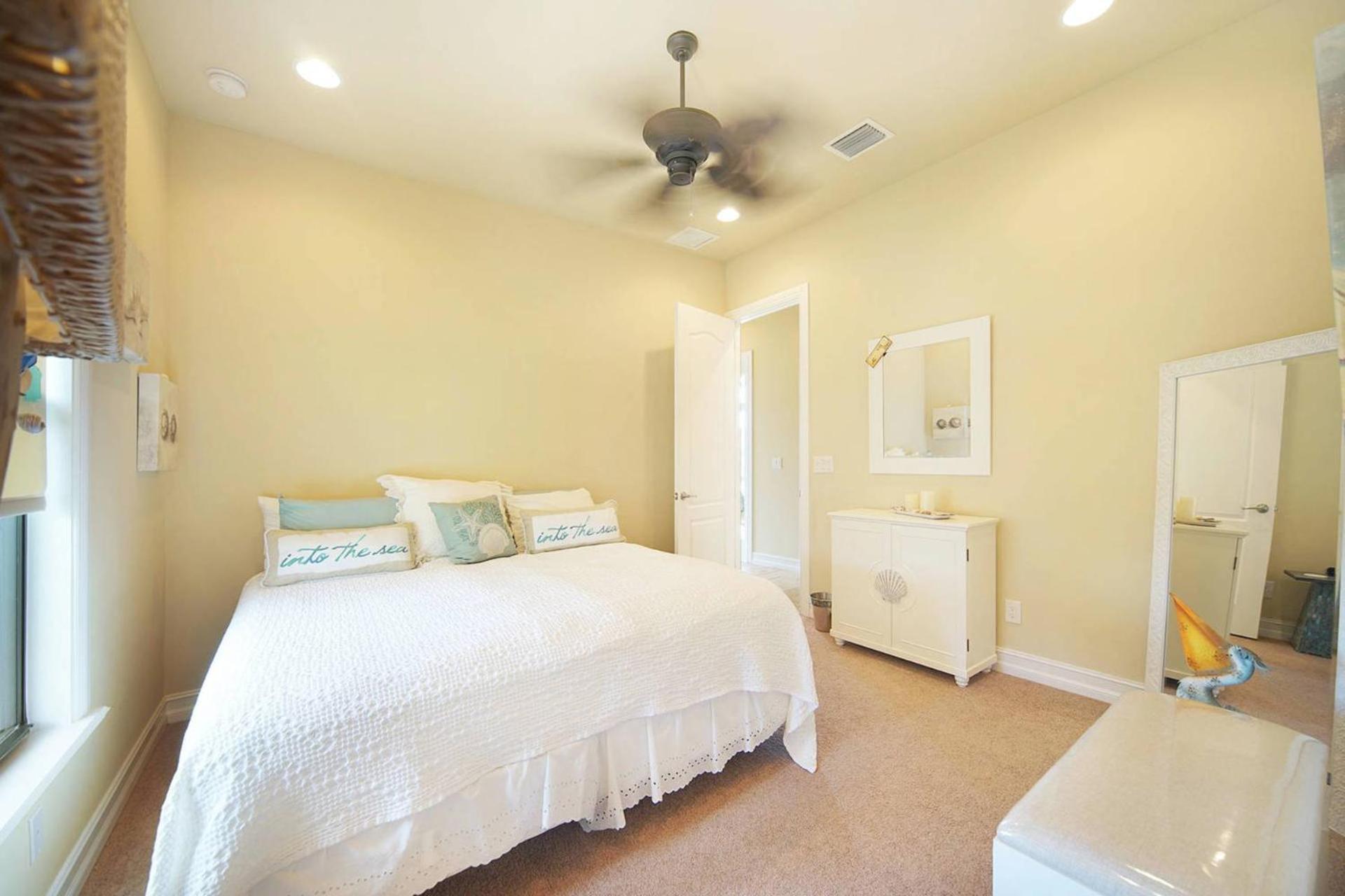 Stunning Gulf-access With Saltwater Heated Pool & - Francesca *