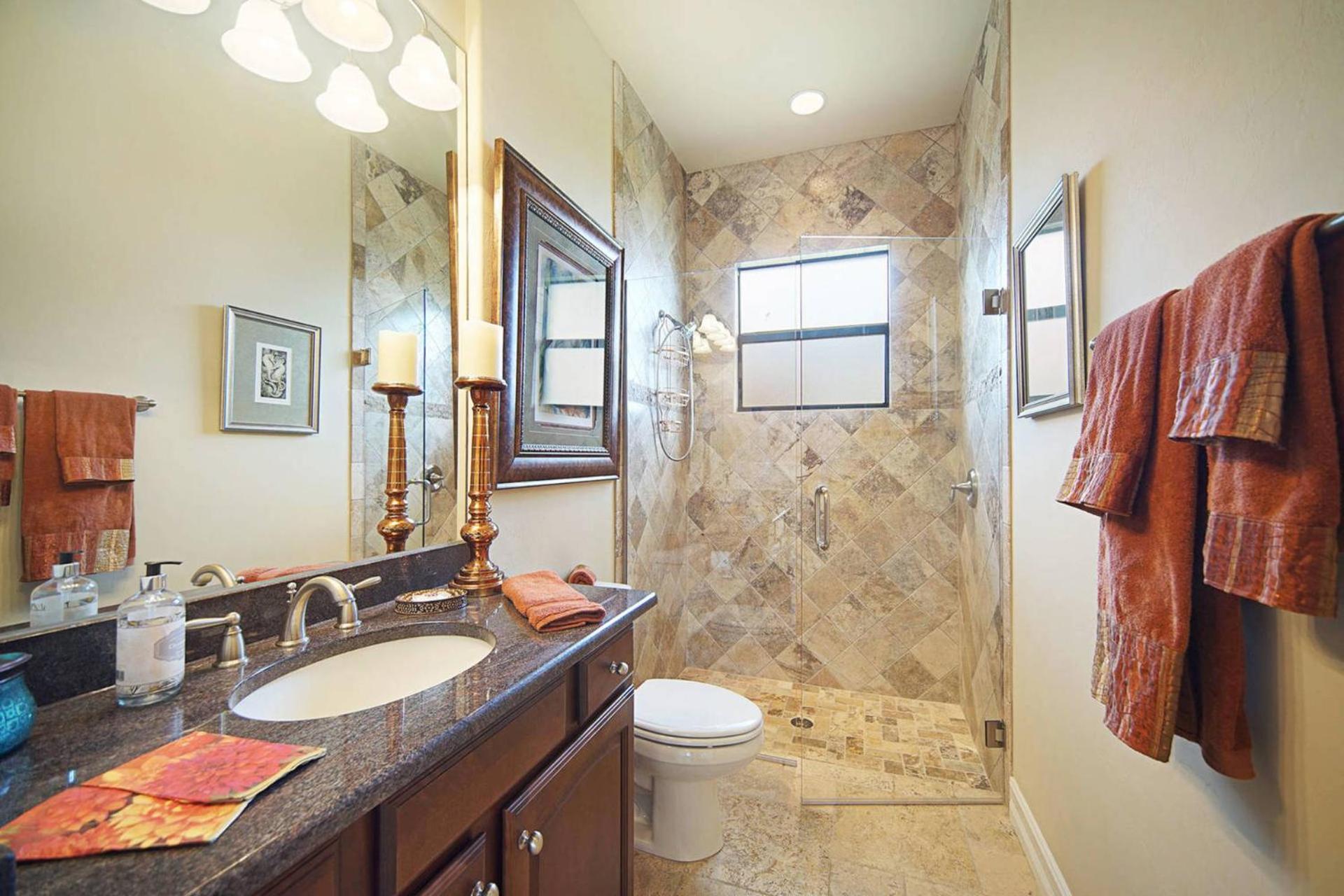 Stunning Gulf-access With Saltwater Heated Pool & - Francesca Cape Coral