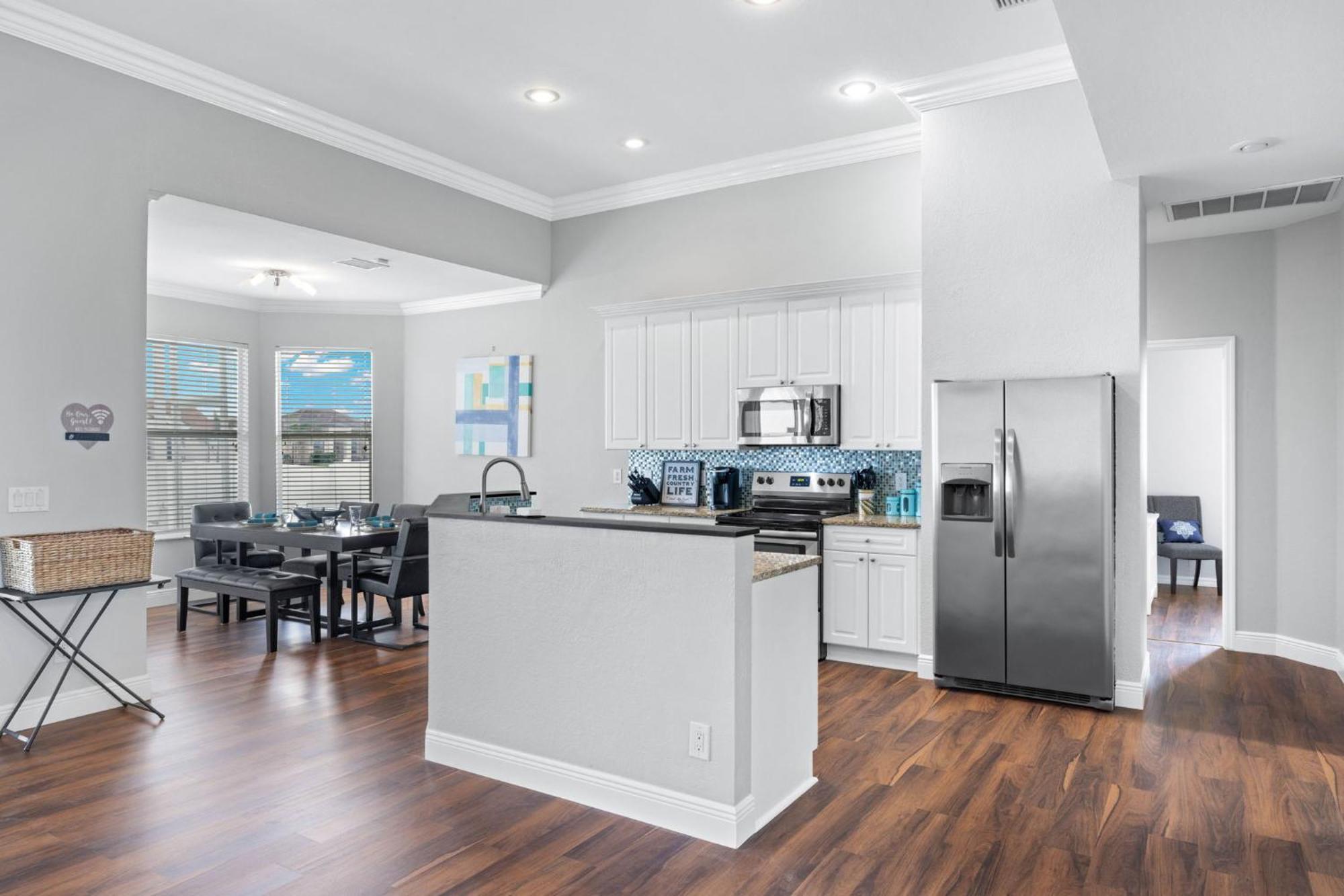 Villa Quiet With Fenced Yard & Pool Table - Perfect For Families With Pets! - Grace Matlacha