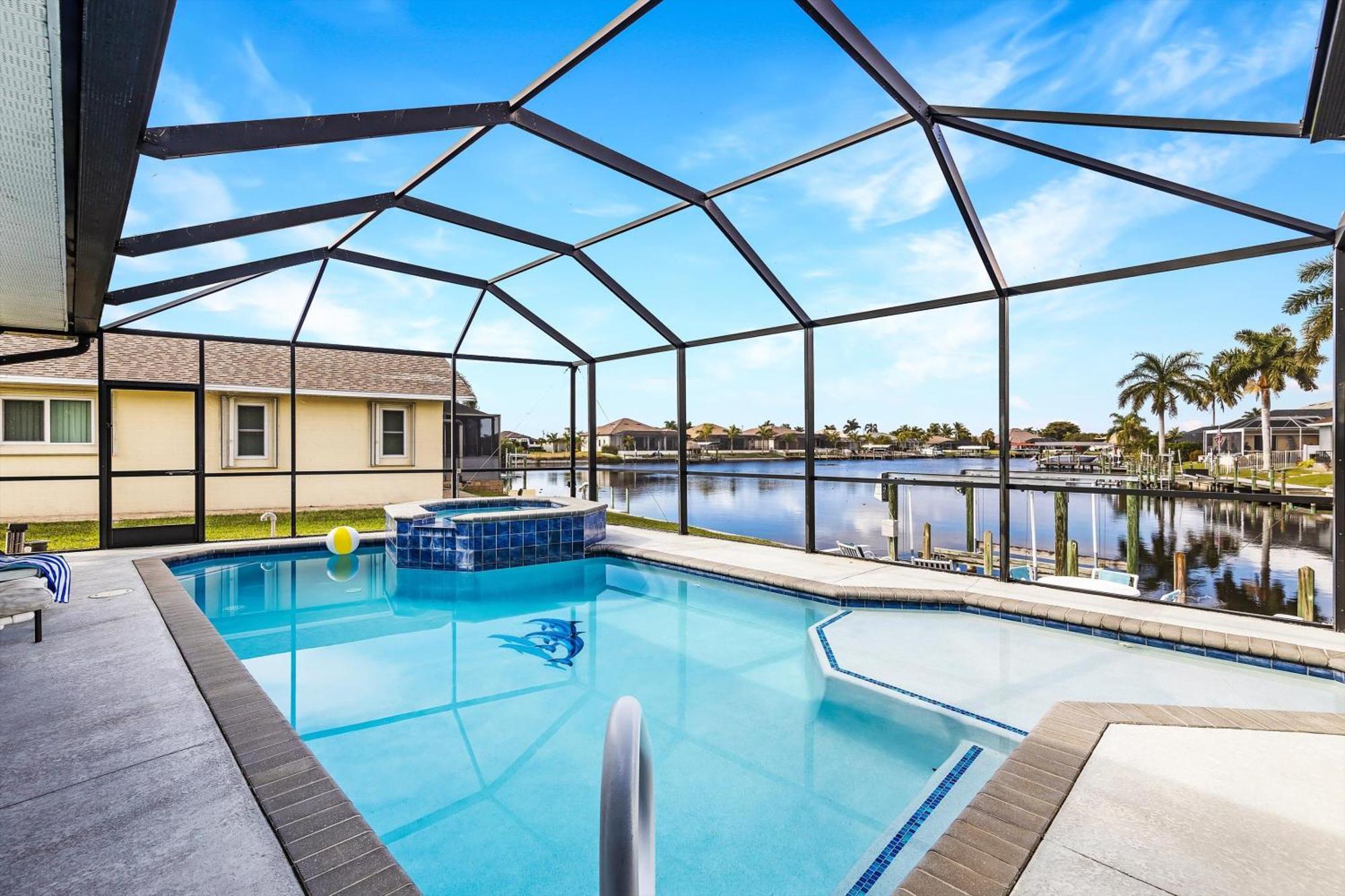 Spacious Gulf-access Heated-pool With & Boat Lift - Ashlyn * Cape Coral