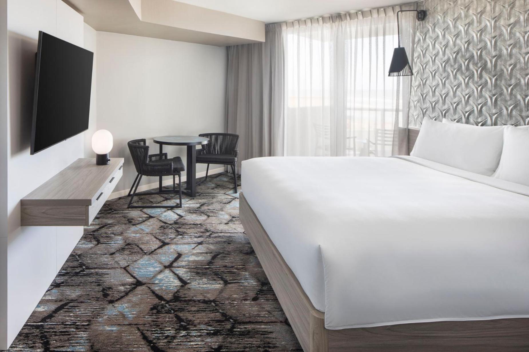 Hotel Renaissance Daytona Oceanfront 4*