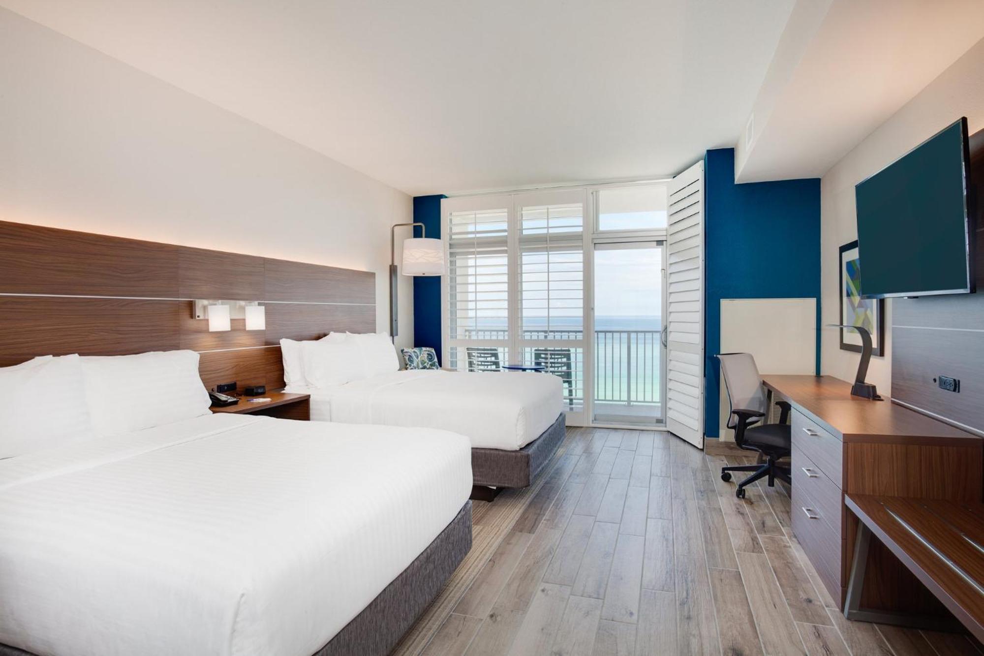 Resort Holiday Inn Express & Suites Panama City Beach Beachfront By Ihg