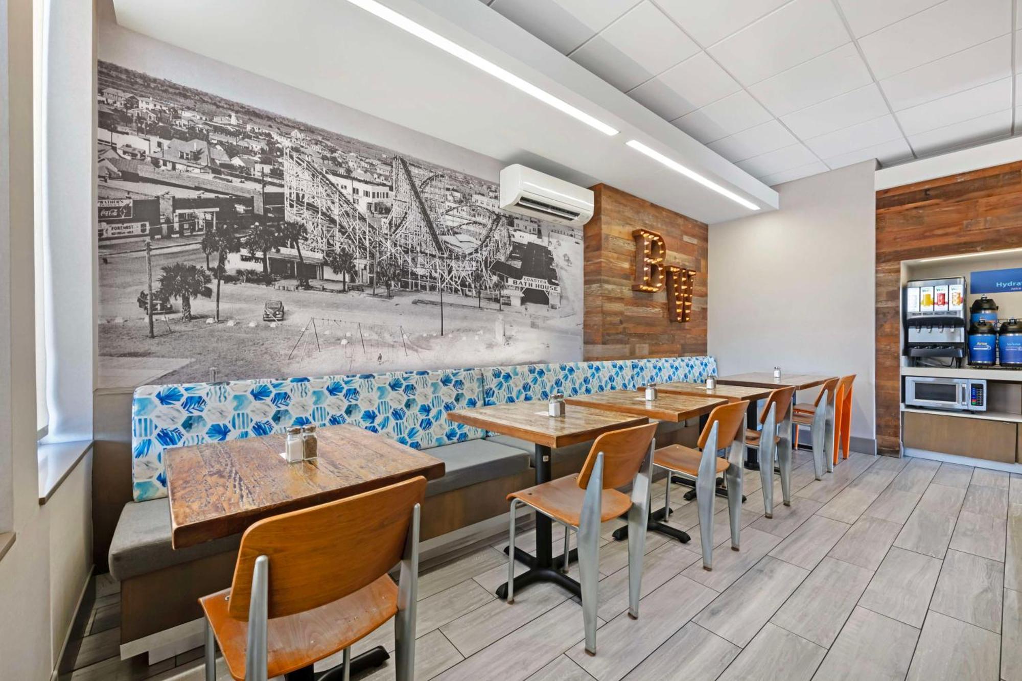 Western Oceanfront Hotel 3*