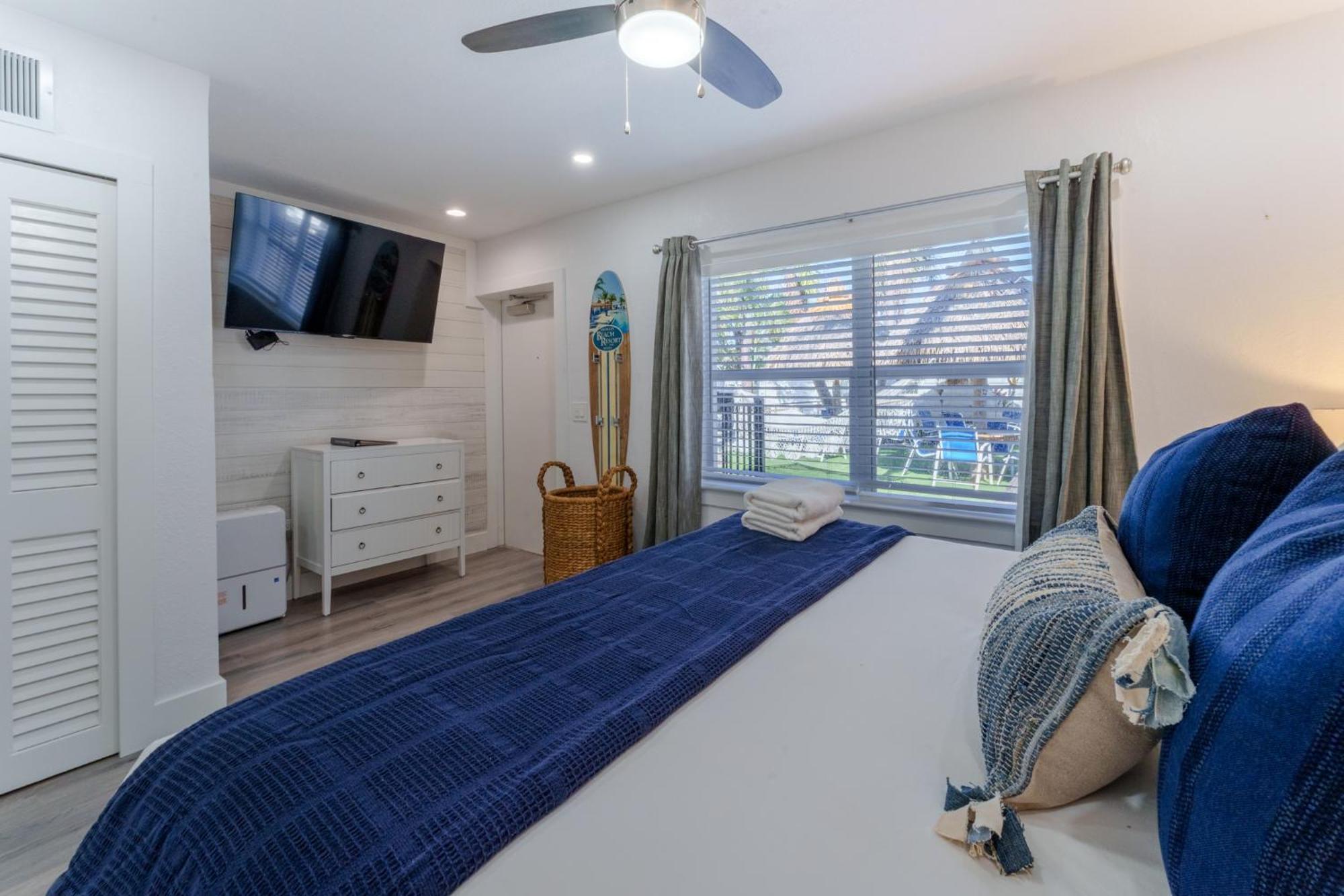 Villa Siesta Key And *