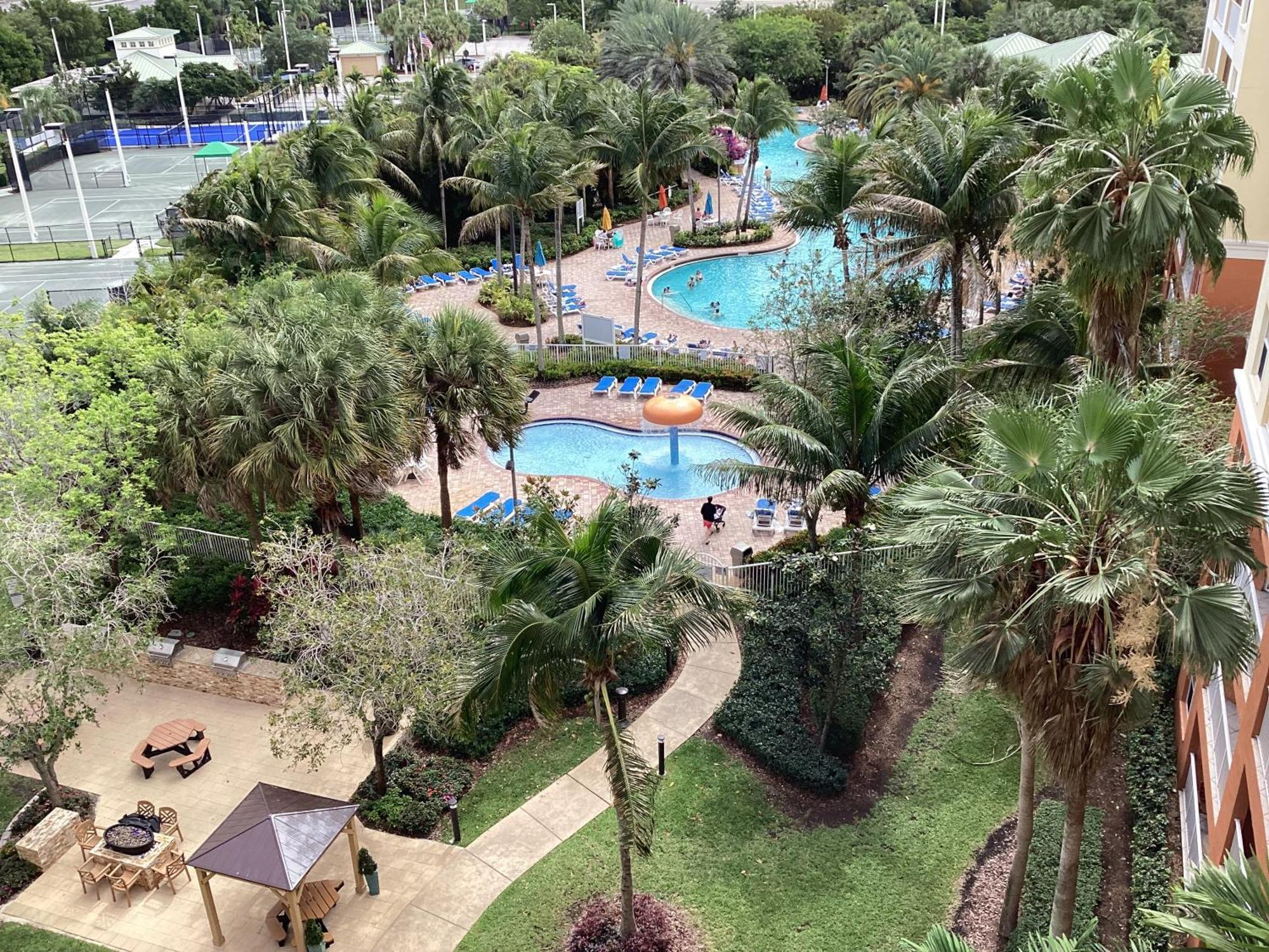 At Weston, Lauderdale 4*