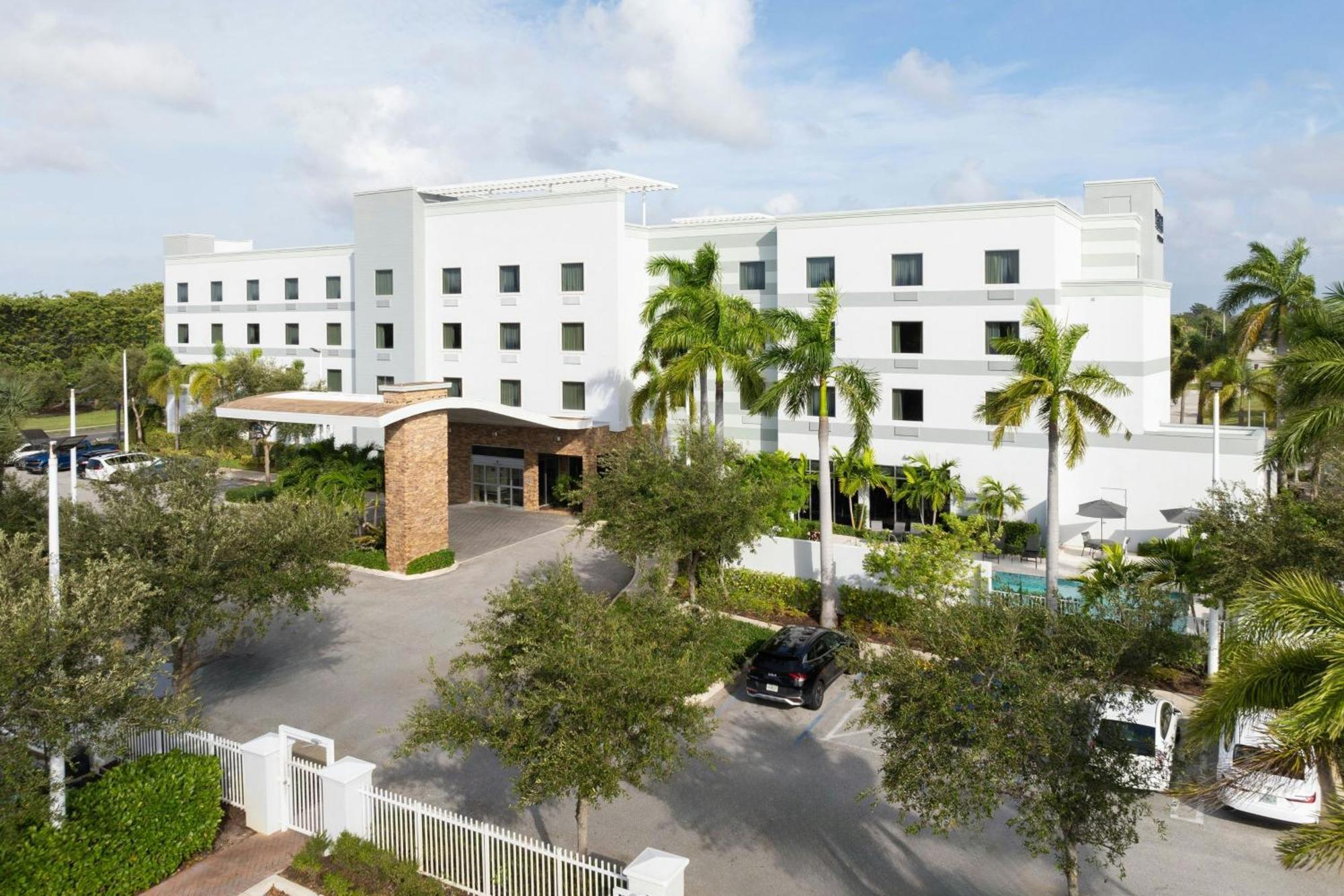 Hotel Fairfield & By Marriott Delray I-95 Delray Beach