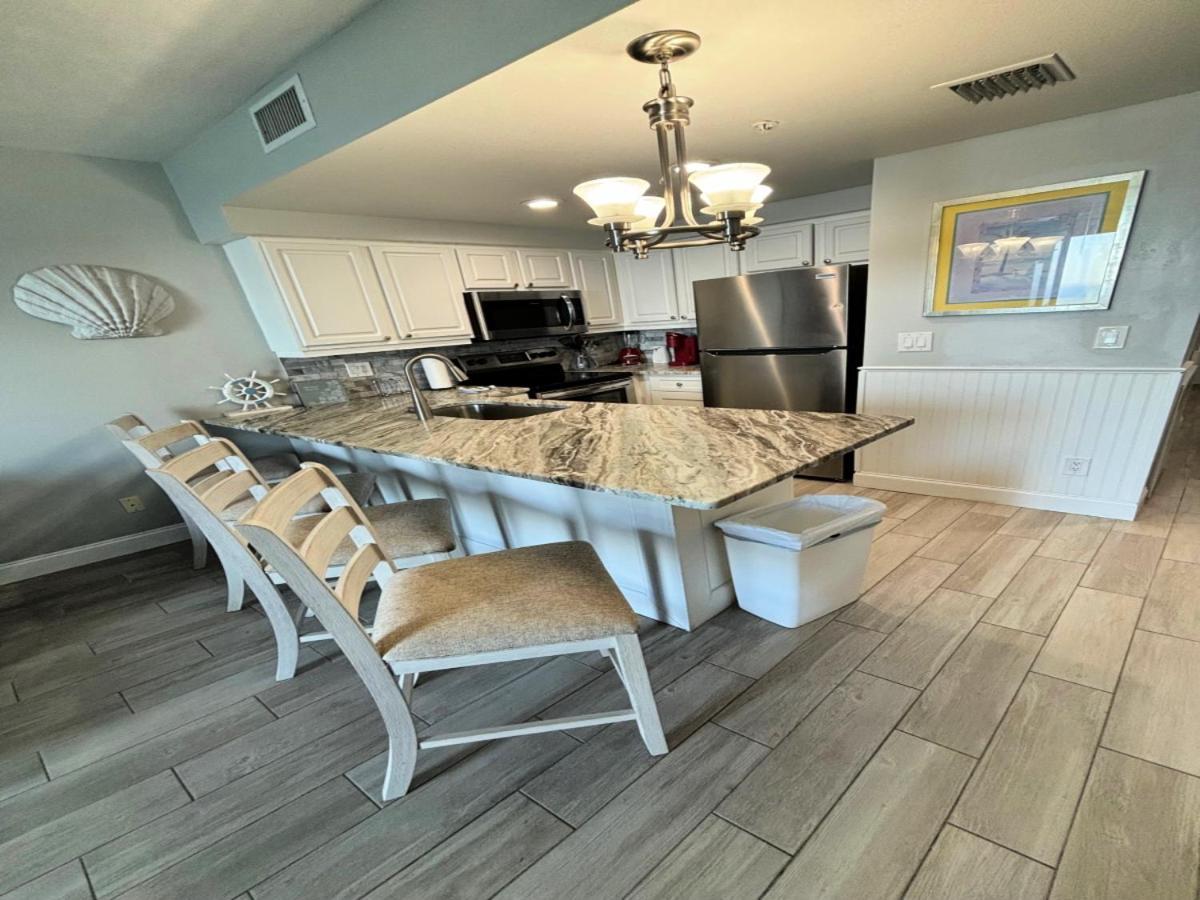 Vacation In Comfort And Luxury - 1 Bedroom Direct Oceanfront - Wyndham Ocean Walk 1607 Apartment *