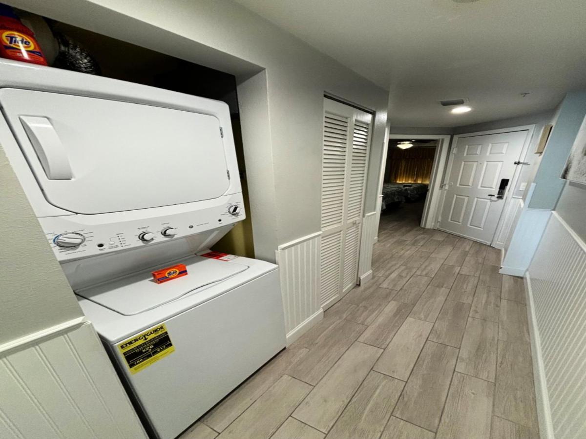Vacation In Comfort And Luxury - 1 Bedroom Direct Oceanfront - Wyndham Ocean Walk 1607 Apartment *