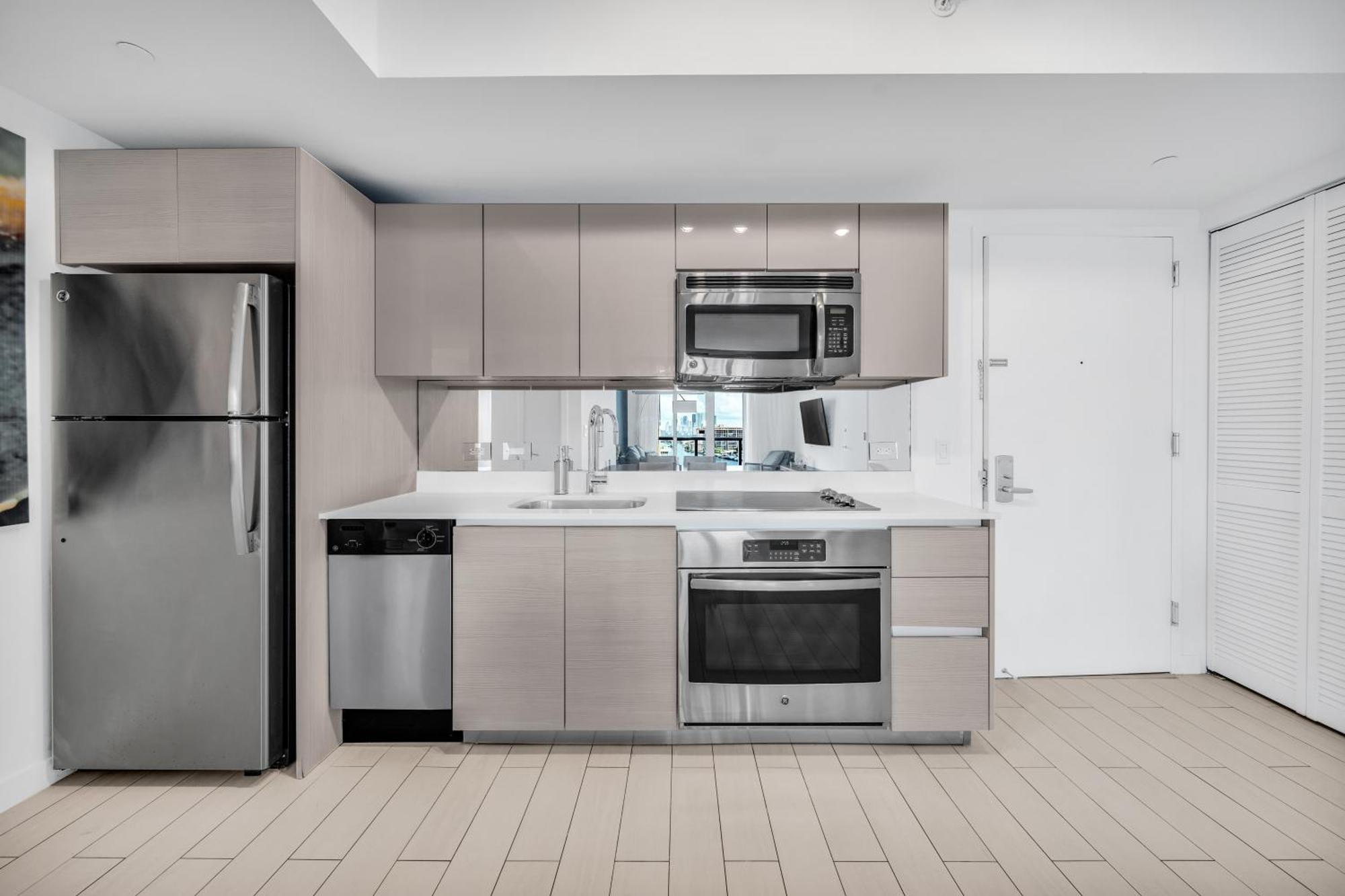Apartment Beachwalk 1b-1b Apmt Amazing View 12a Hallandale Beach