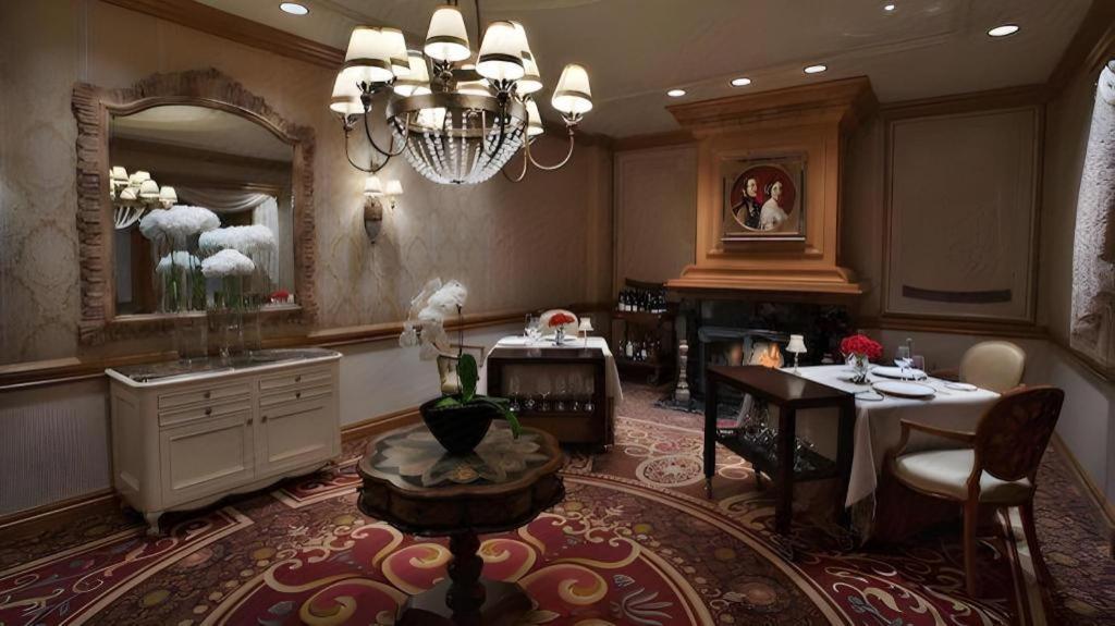 Resort Disney's Grand Floridian And 4*